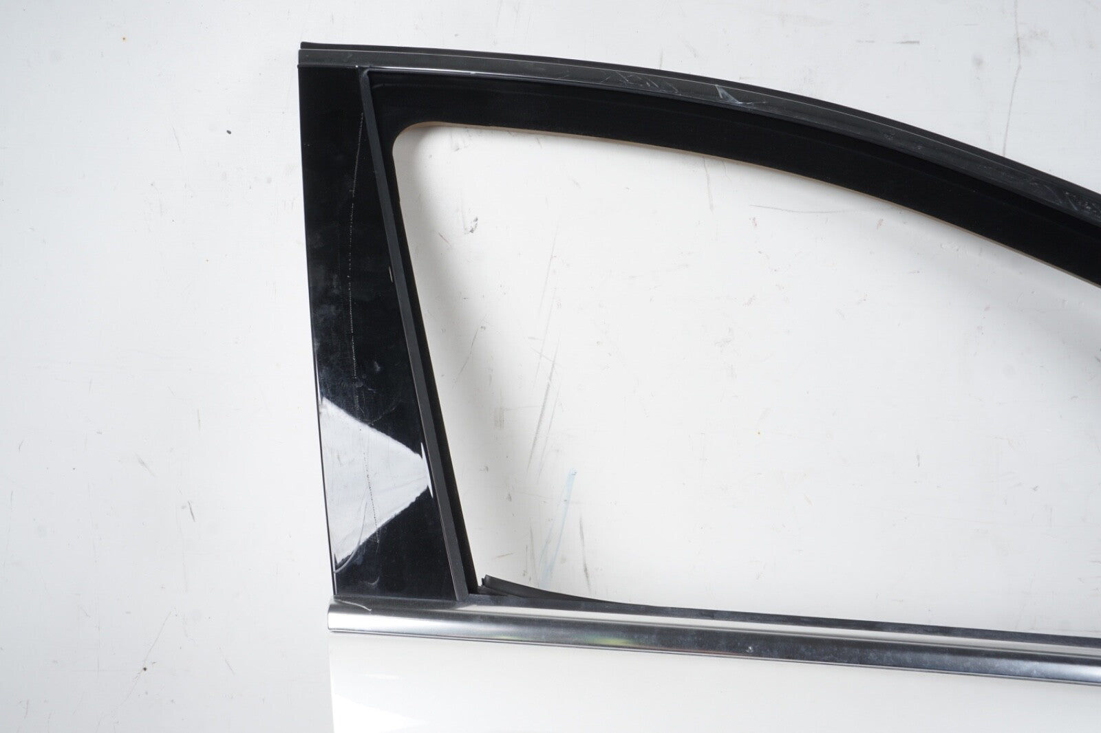 2007 - 2013 MERCEDES-BENZ S550 FRONT RIGHT PASSENGER SIDE DOOR SHELL OEM