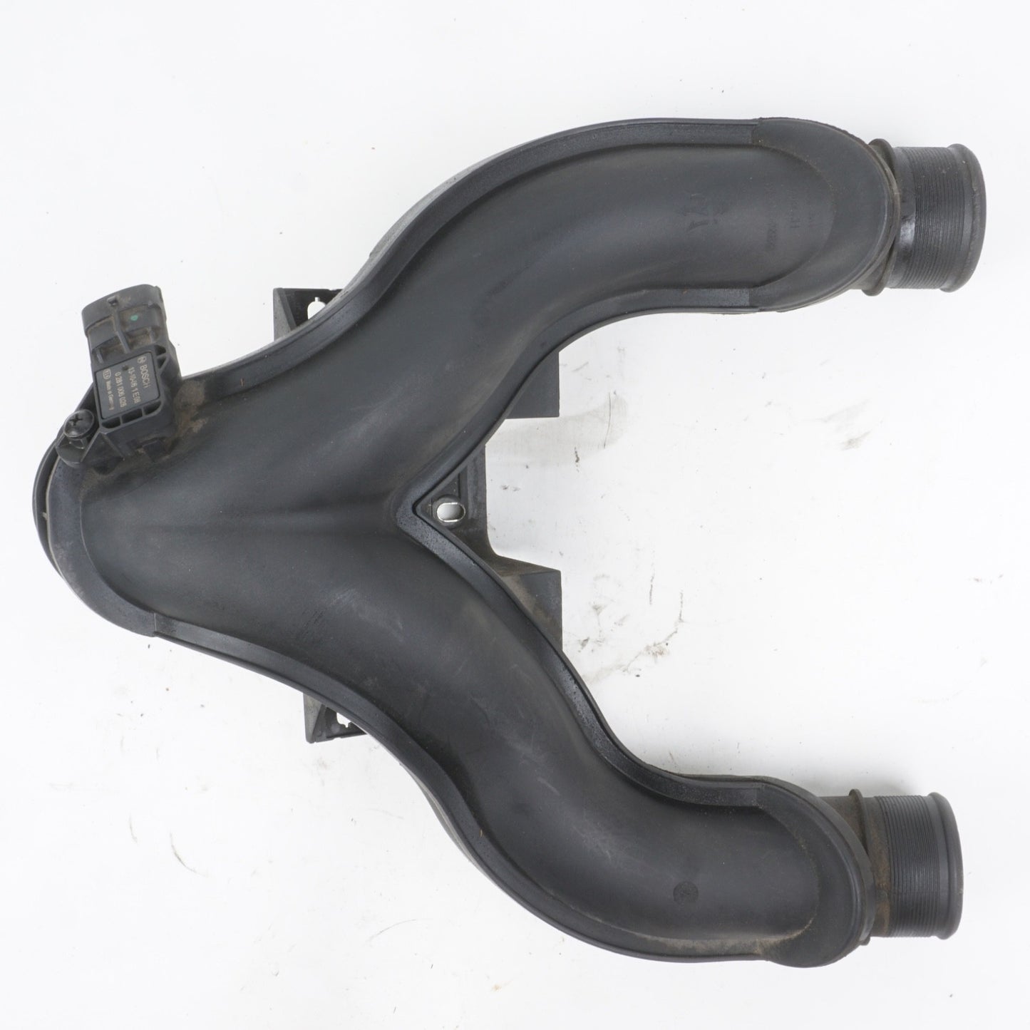 2014 - 2017 MASERATI GHIBLI S Q4 3.0L V6 AIR INTAKE INLET DUCT TUBE OEM