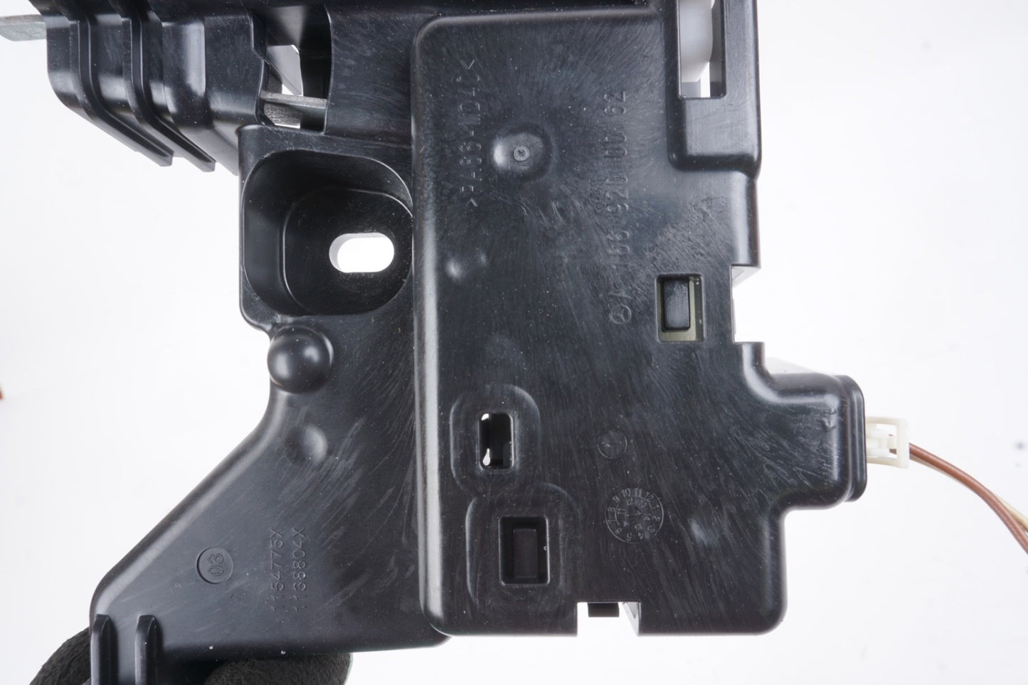 2013 - 2016 Mercedes GL450 Seat Headrest Lock Latch Actuator OEM