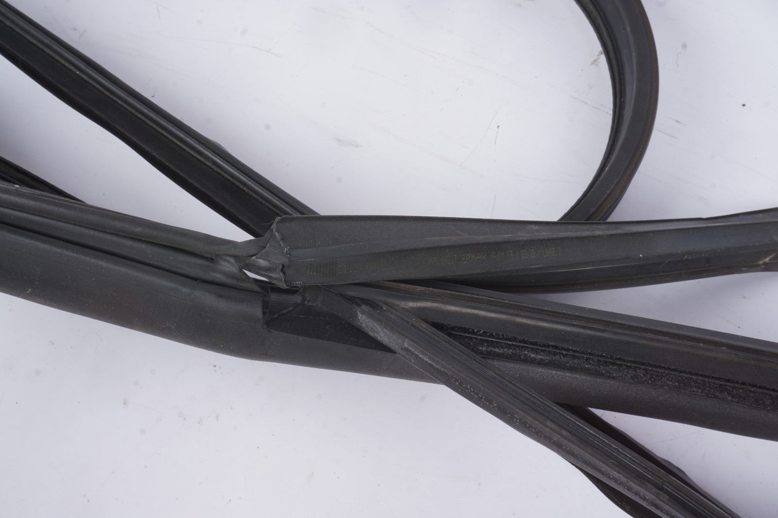 2011 - 2017 Mercedes E350 E400 E550 Right Window Seal OEM