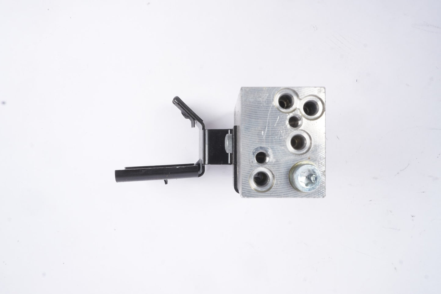 2006 - 2013 VOLVO C70 CONVERTIBLE HYDRAULIC VALVE MODULE OEM