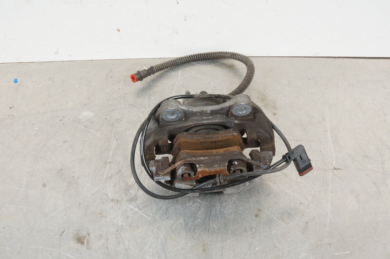 07-13 Mercedes W221 S550 CL550 Rear Right Brake Caliper OEM