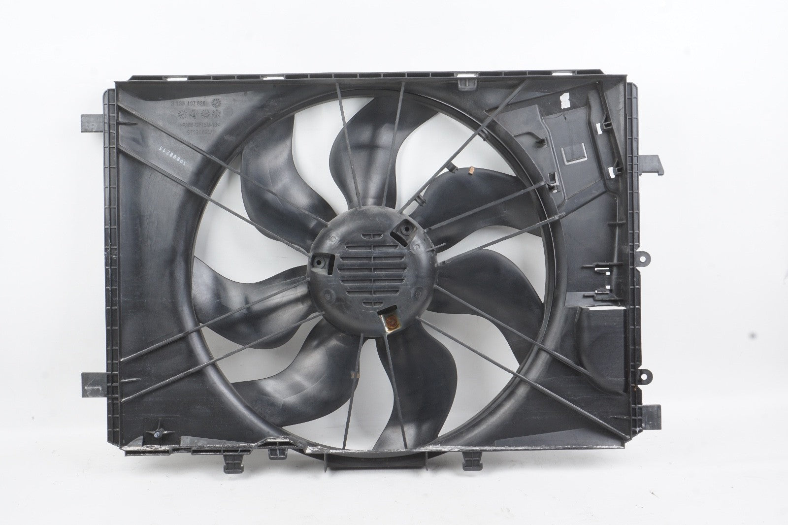 2008 - 2018 MERCEDES C250 Engine Radiator Cooling Fan Shroud NO MOTOR