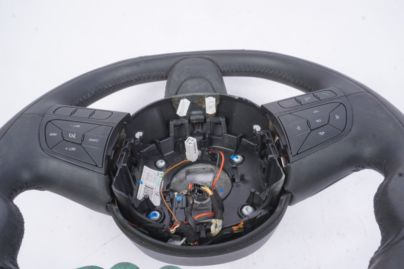 2016 - 2018 FIAT 500X DRIVER STEERING WHEEL W/AUDIO CRUISE CONTROL SWITCHES OEM