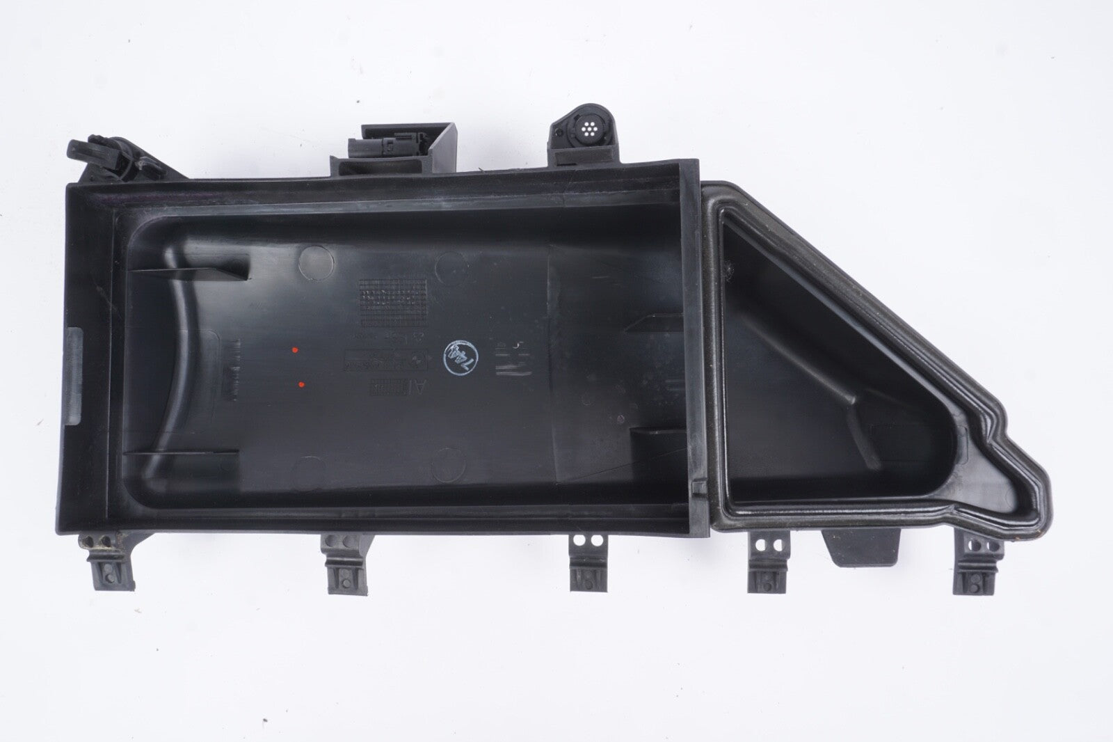 04-10 BMW E60 525I 528I 535I 550I M5 RIGHT PASSENGER CABIN FILTER HOUSING COVER