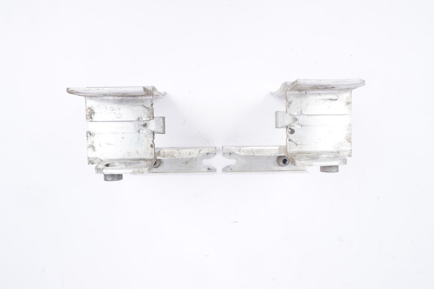 14-20 BMW F22 F30 F31 F32 Radiator Carrier Support Bracket Set Left Right OEM