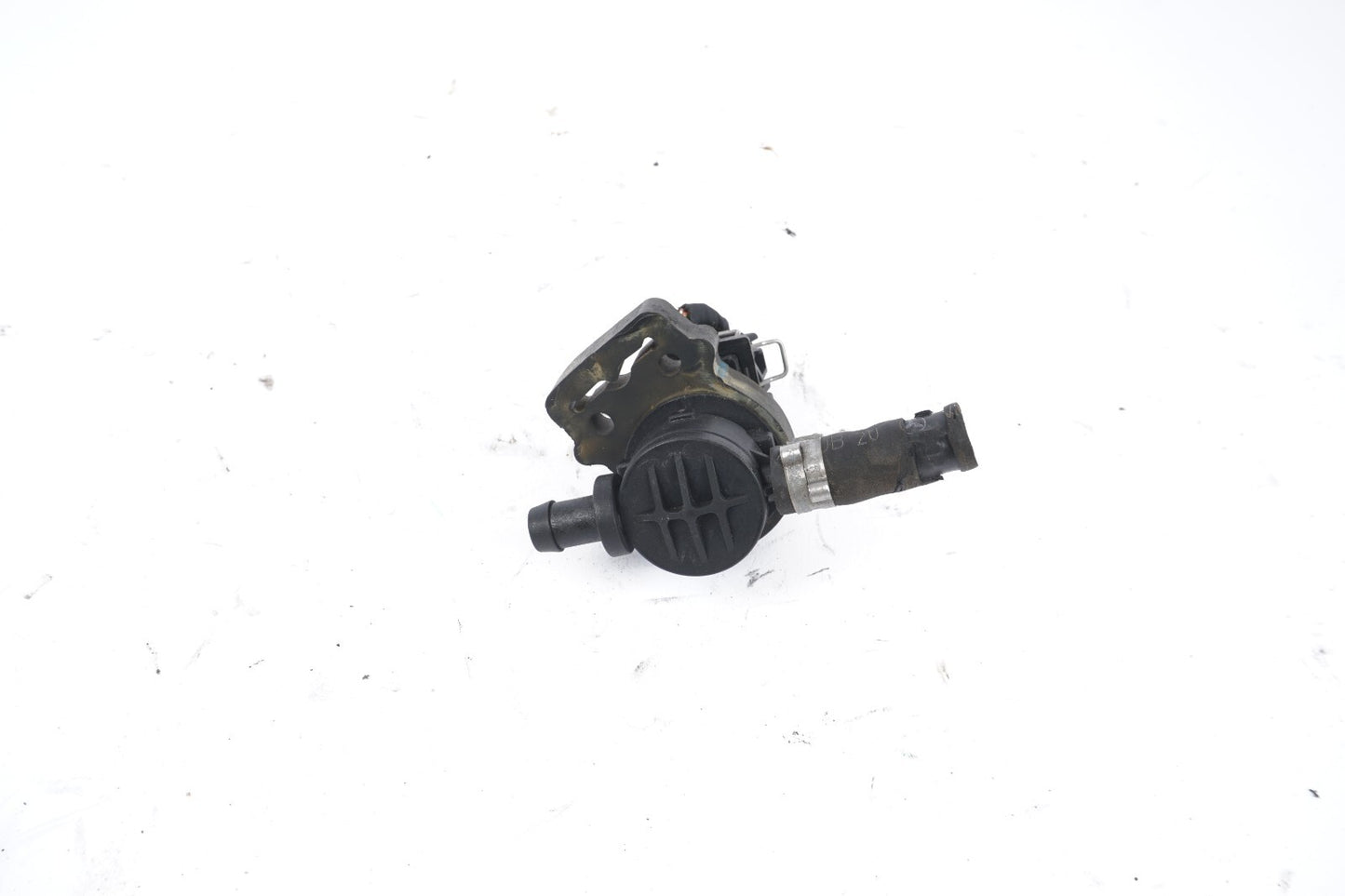 03-06 Mercedes SL500 Vapor Emission Purge Valve 0004701593  OEM