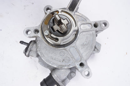 Mercedes W221 S550 CL550 CLS63 AMG Engine Motor Vacuum Pump 2762300165 OEM