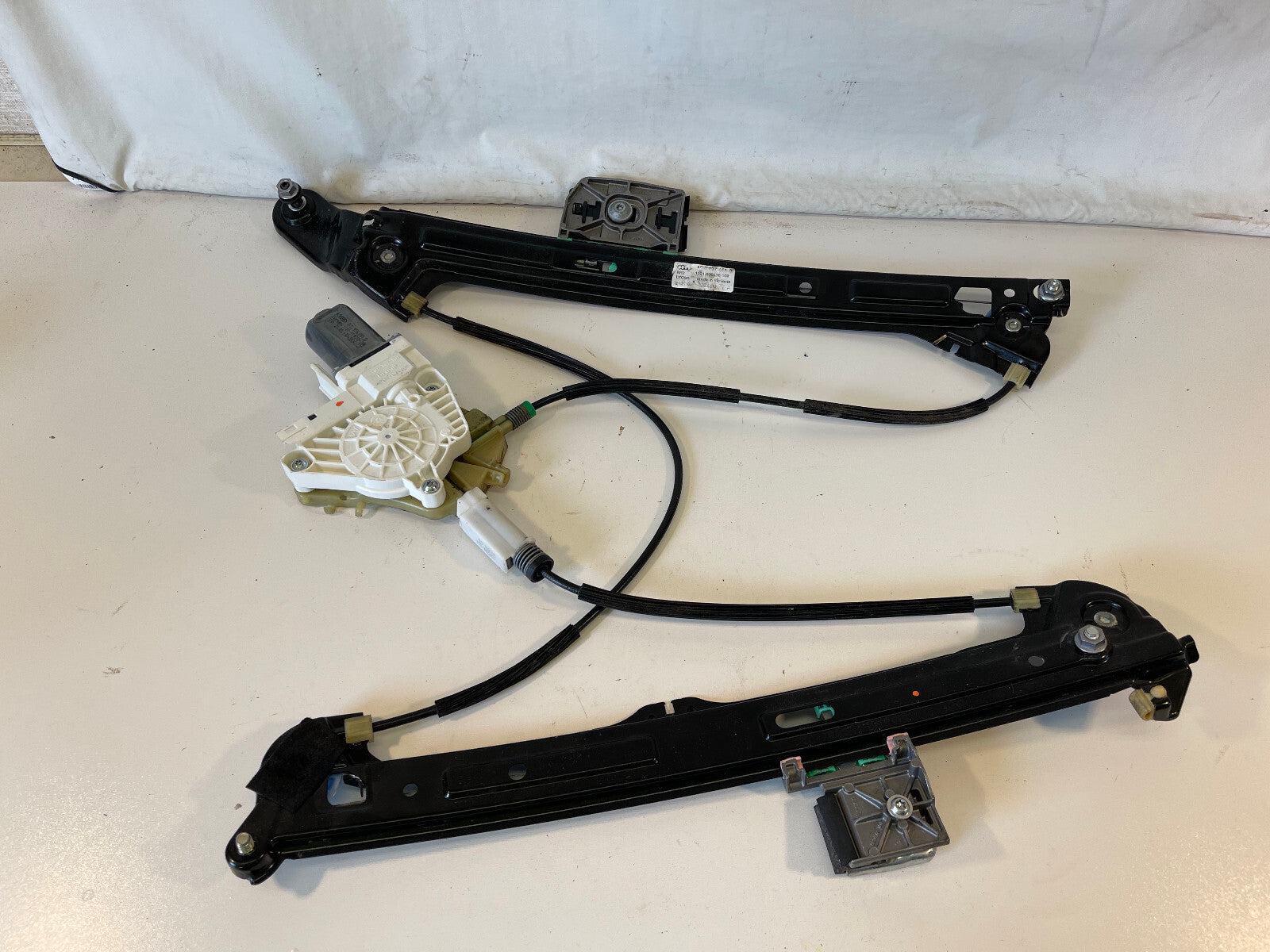 2012-2015 AUDI A7 S7 FRONT LEFT DRIVER SIDE DOOR WINDOW REGULATOR W/ MOTOR OEM