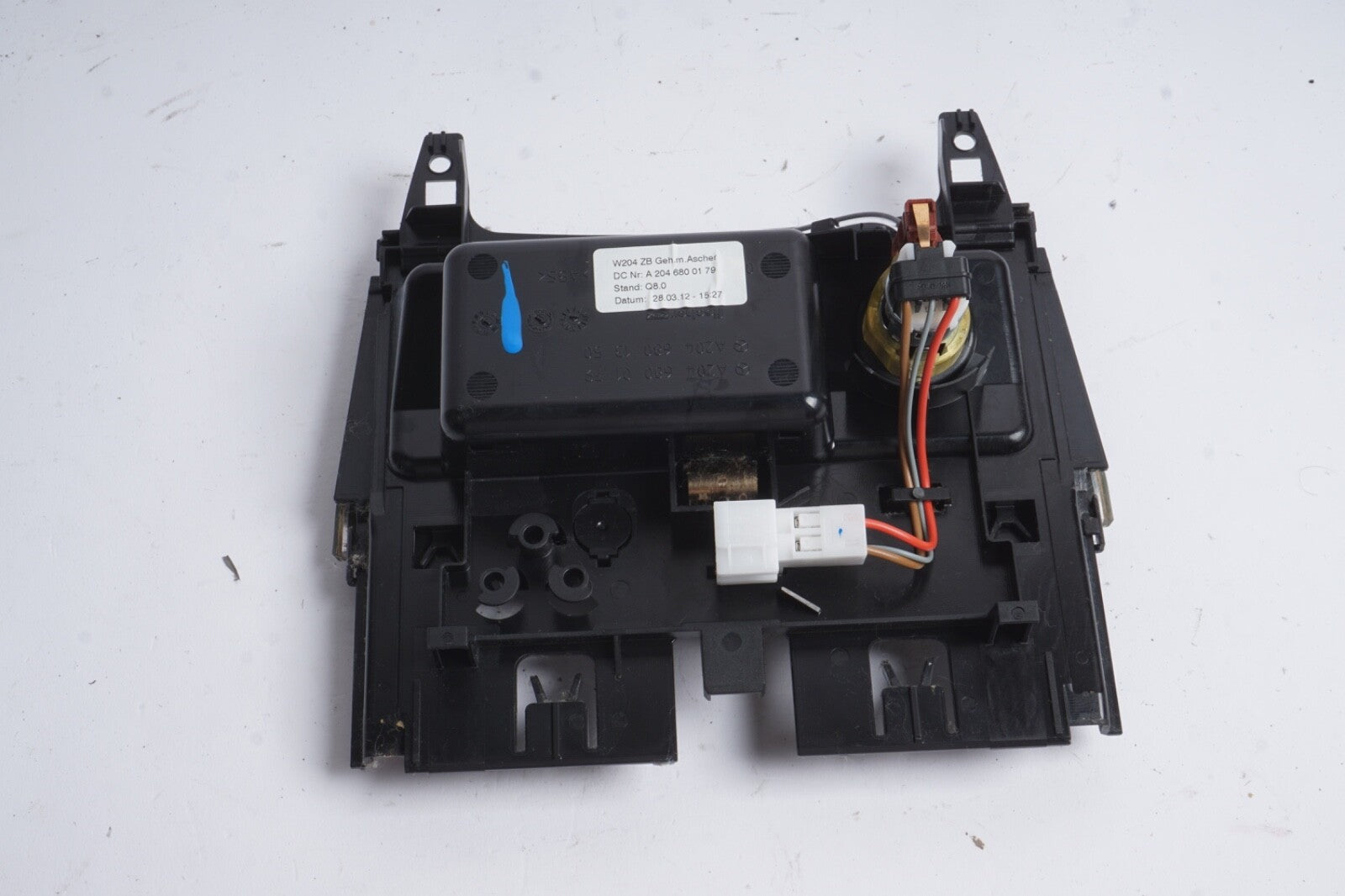 2008 - 2014 MERCEDES-BENZ C300 W204 E350 FRONT CENTER CONSOLE ASHTRAY