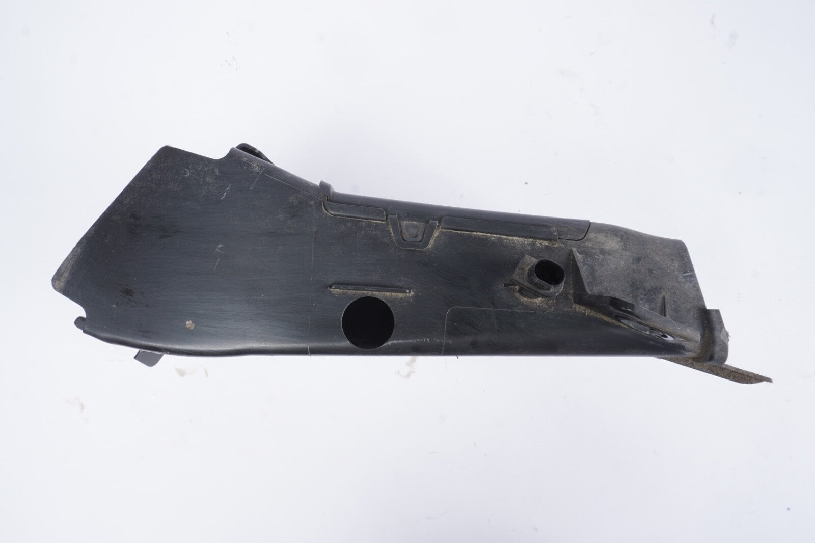 09-12 BMW 750i 750Li F01 Front Right Driver Lower Radiator Air Duct Tube Oem