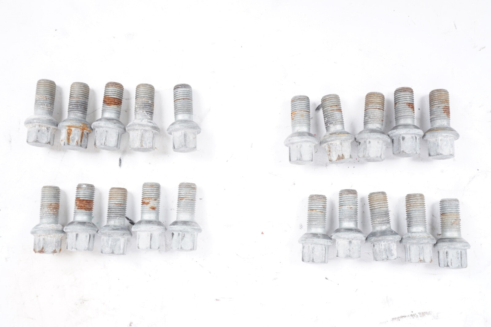 2003 - 2012 MERCEDES SL500 R230 ROADSTER WHEEL RIM LUG NUT BOLTS SET OF 20