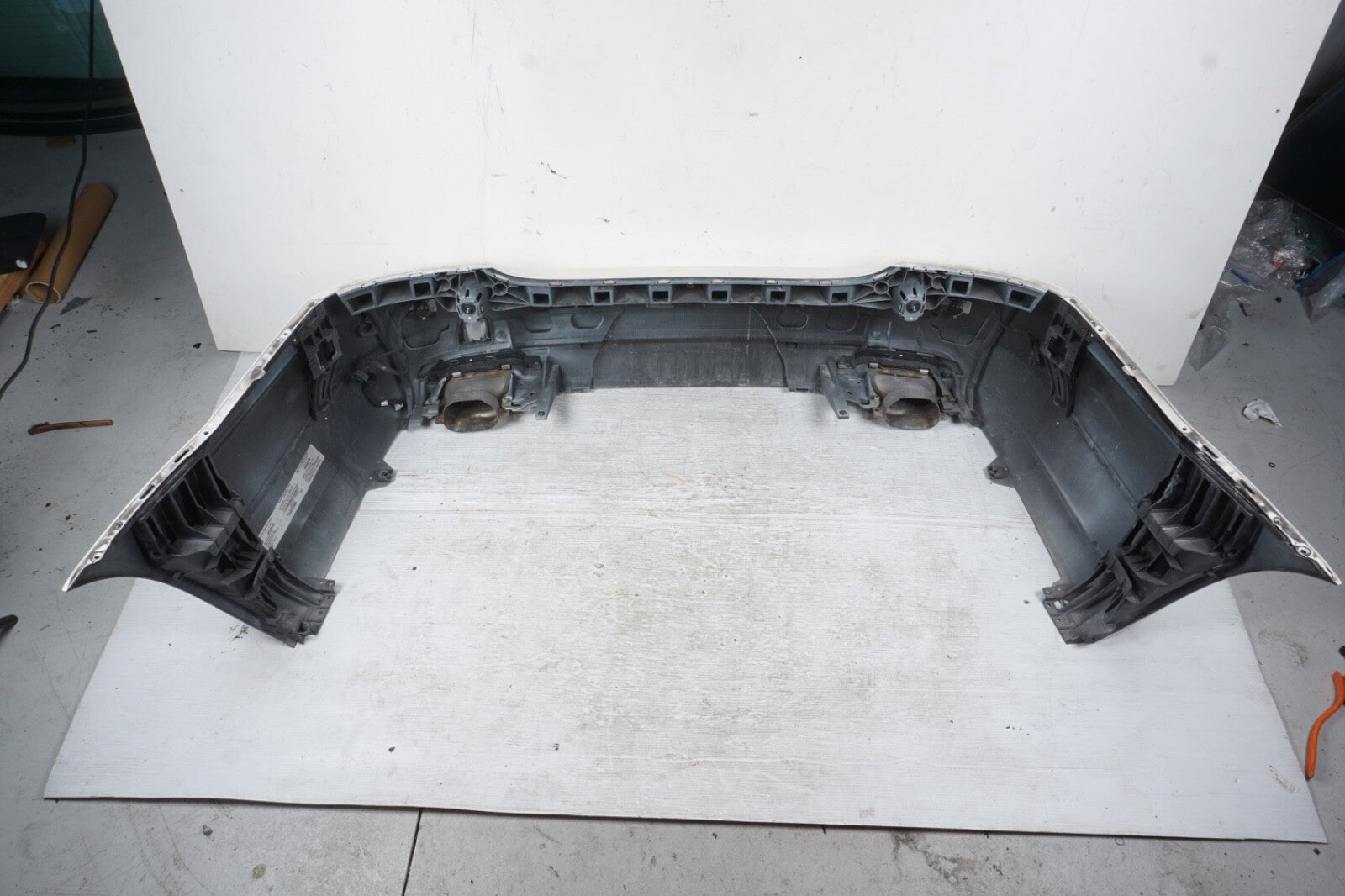 10-13 Mercedes W221 S550 S400 Base Rear Bumper Cover Assembly OEM