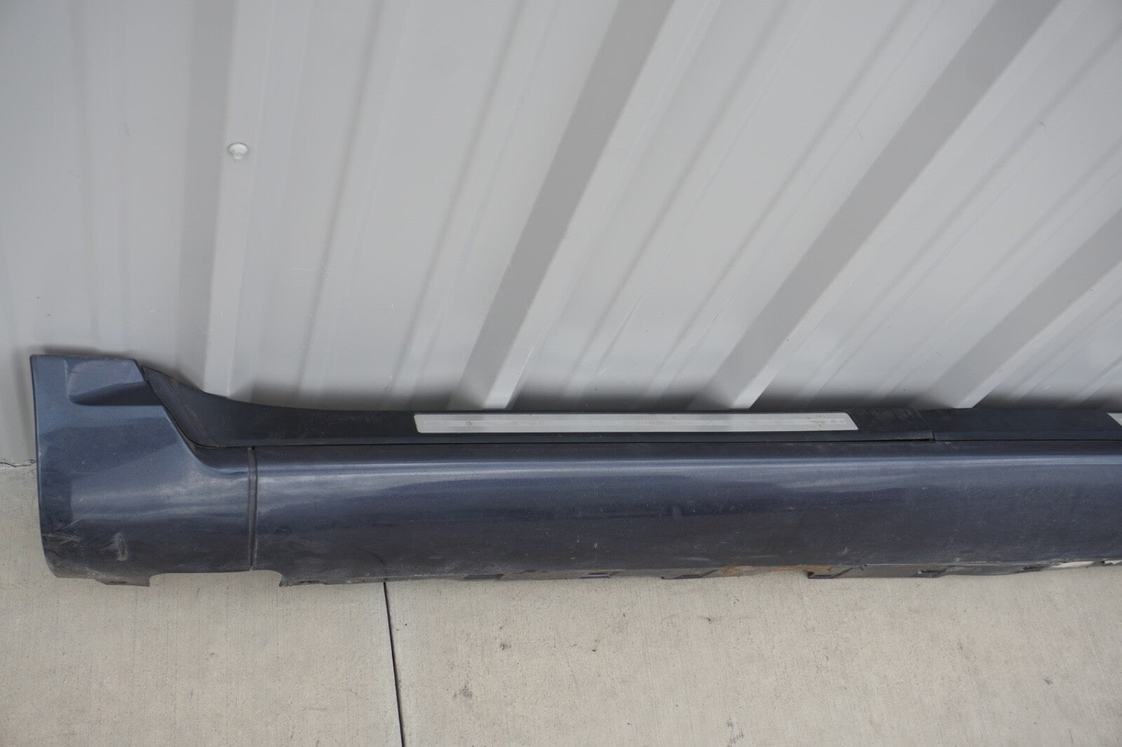 04-10 AUDI A8 Quattro L Right-Passenger Side Rocker Panel Skirt Molding OEM