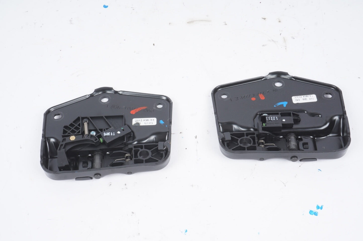 11-17 Mercedes W207 E550 E350 E400 Front Top Roof Lock Latch Cover Set of 2 OEM