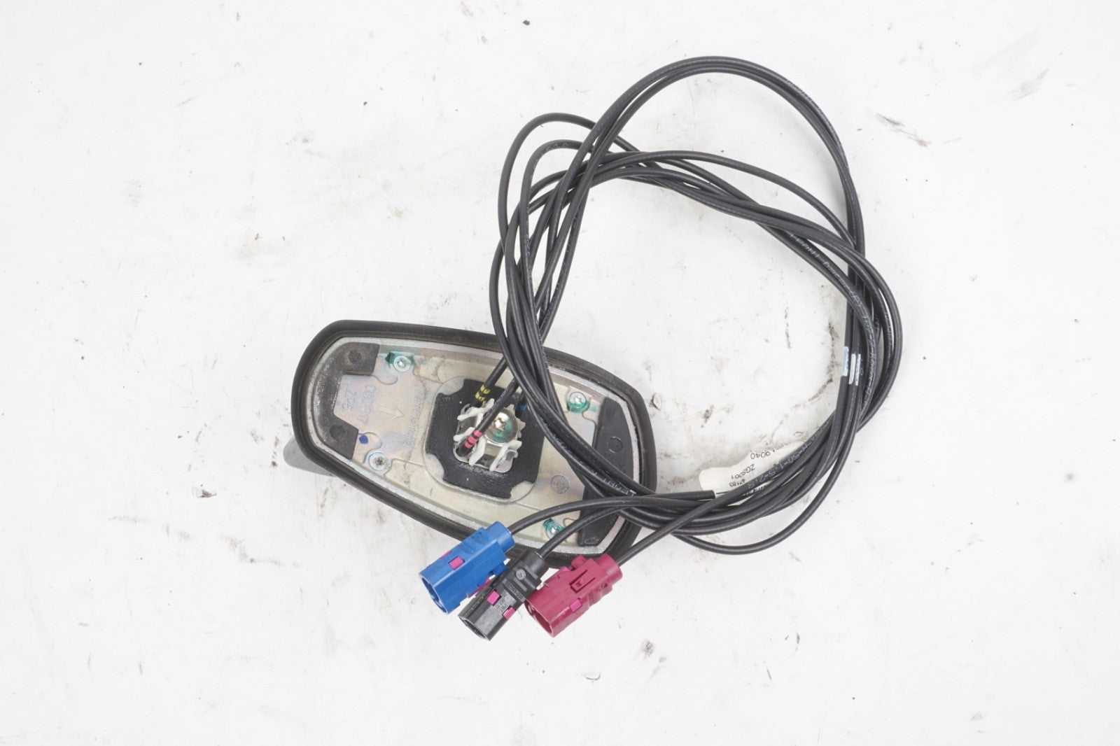 10-14 Mercedes W204 C350 C300 E350 E550 Shark Fin Radio Antenna 2048207675 OEM