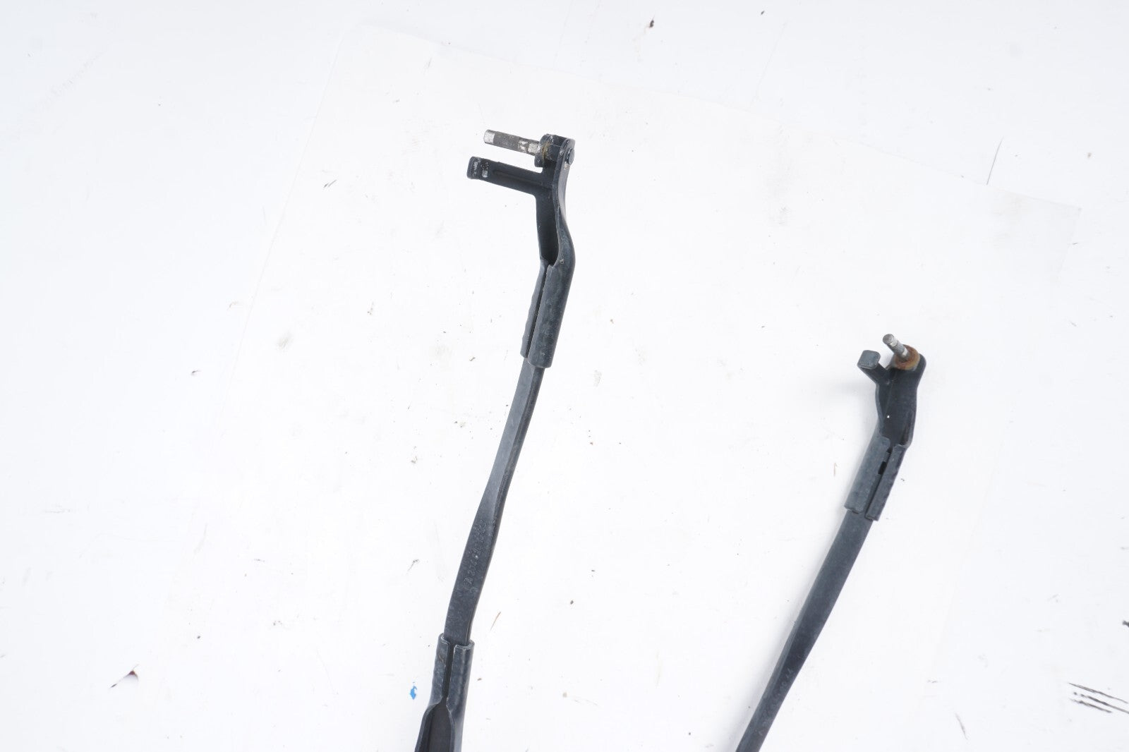 03-12 Mercedes R230 SL500 SL550 Windshield Wiper Arm Left & Right OEM
