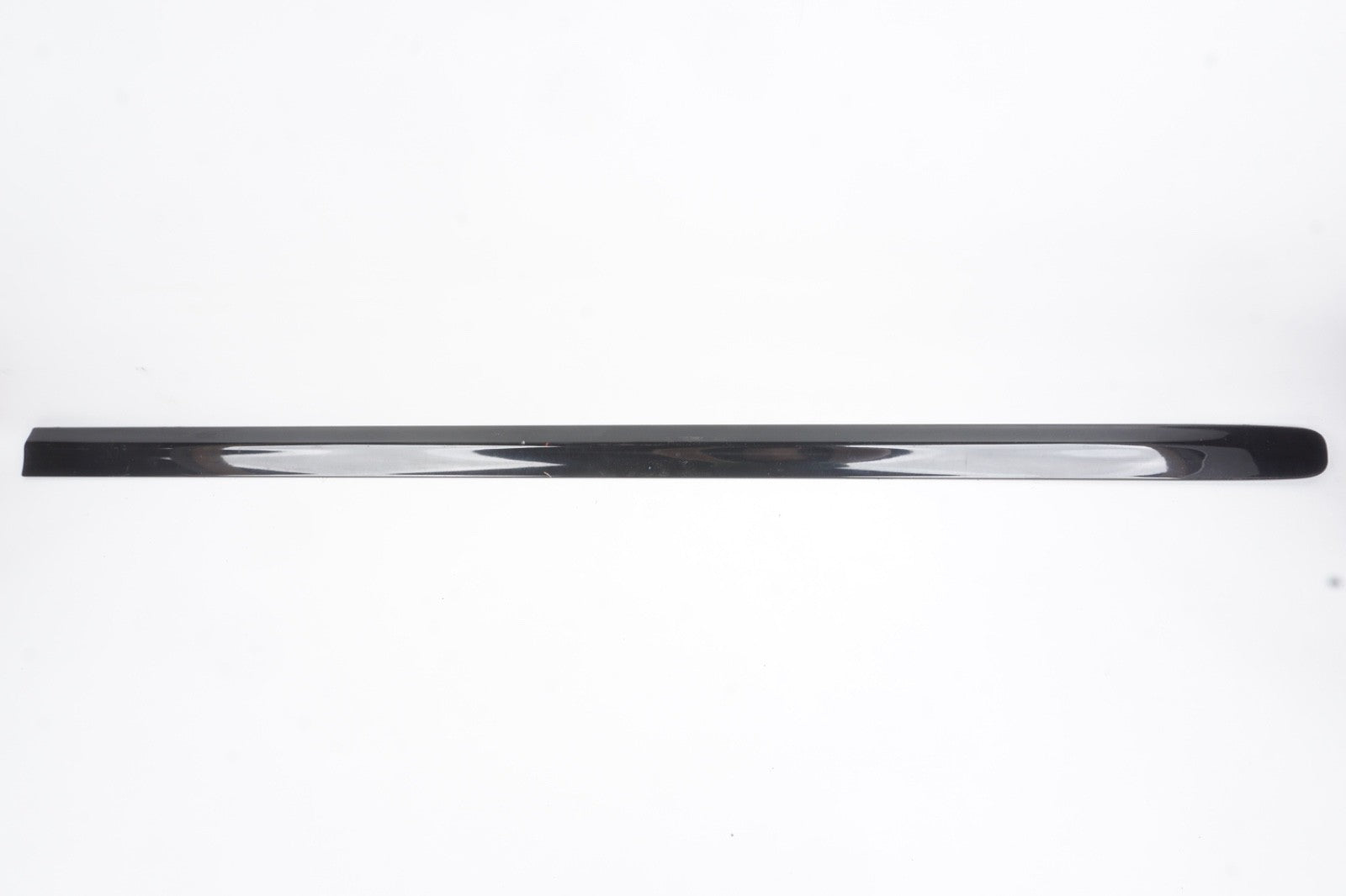 06 - 13 Volvo C70 Front Right Passenger Side Door Exterior Center Molding Oem