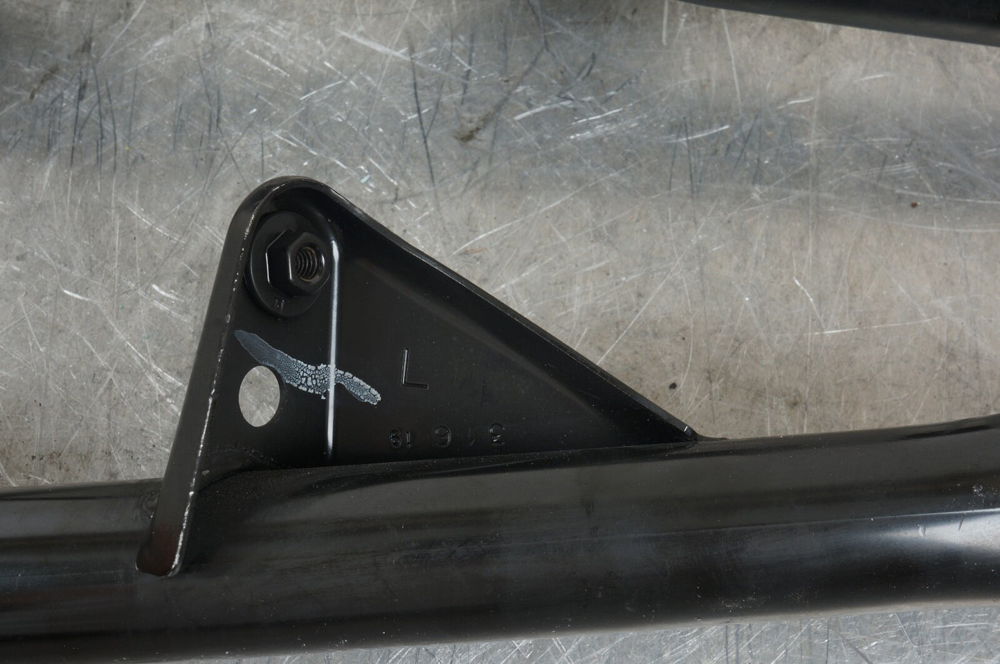2020-2023 CADILLAC CT4 FRONT RIGHT LEFT BRACE SUPPORT BRACKET MOUNT OEM