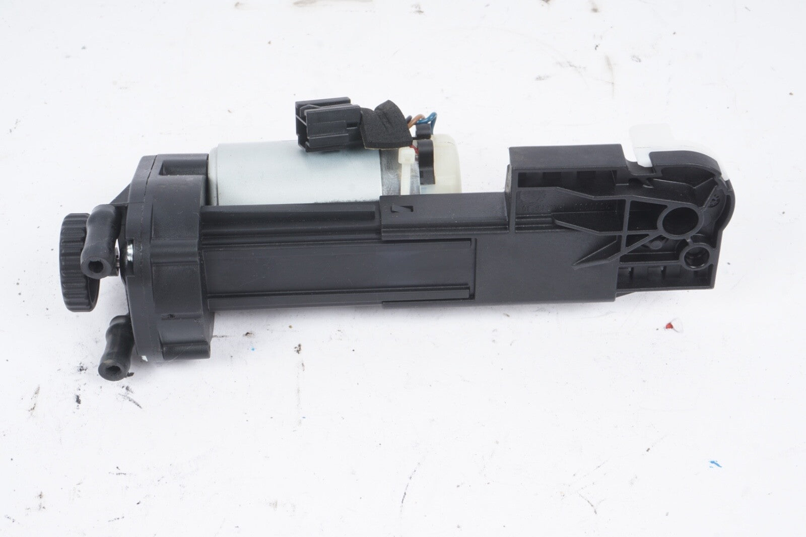 11-17 Mercedes W207 E550 E350 Convertible Roll Bar Spring Loaded Actuator OEM