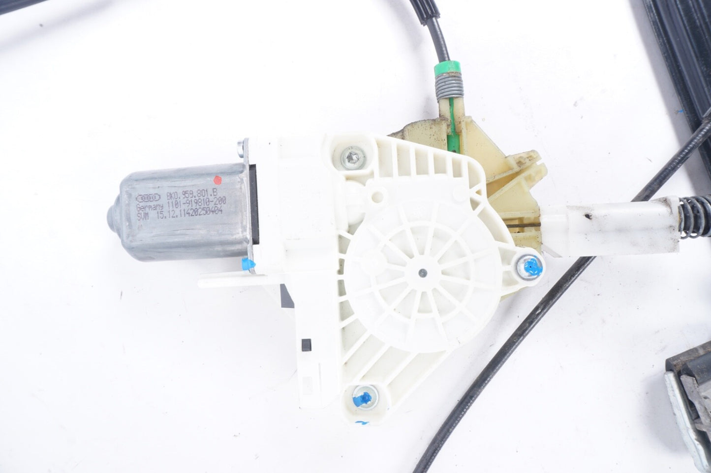 2012 - 2018 Audi A7 S7 RS7  Front Window Regulator LH Driver Side 4G8837461A