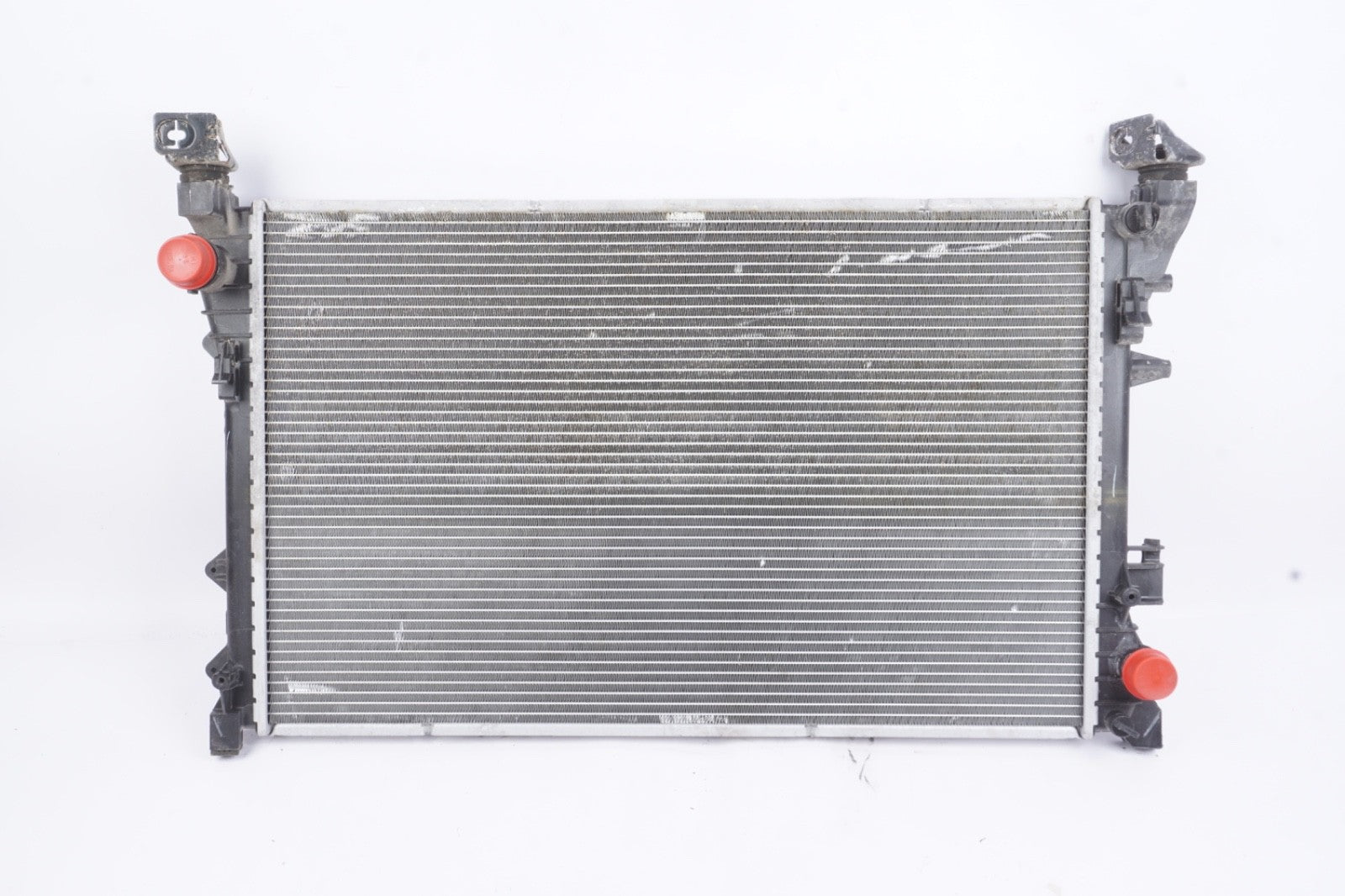 2012 - 2019 Fiat 500 1.4L Engine Cooling Radiator Assembly OEM