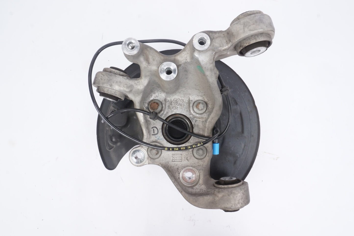 2015-2020 MERCEDES GLA250 X156 AWD REAR LEFT SIDE SPINDLE KNUCKLE & WHEEL HUB