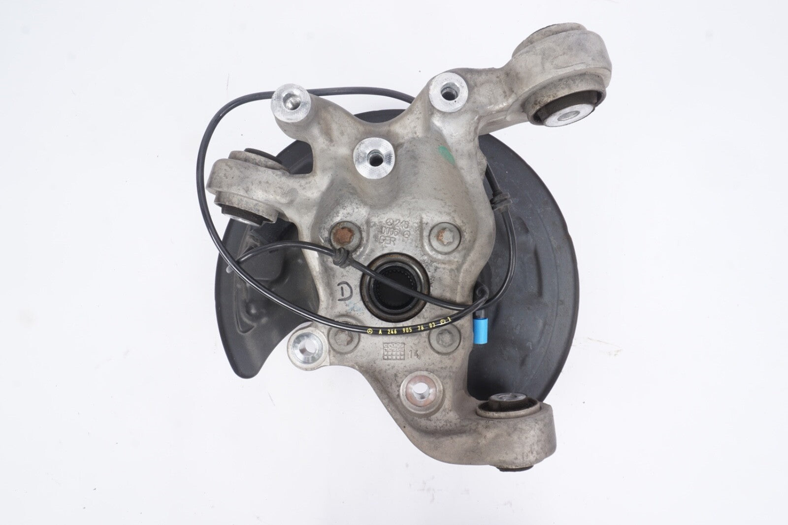 2015-2020 MERCEDES GLA250 X156 AWD REAR LEFT SIDE SPINDLE KNUCKLE & WHEEL HUB