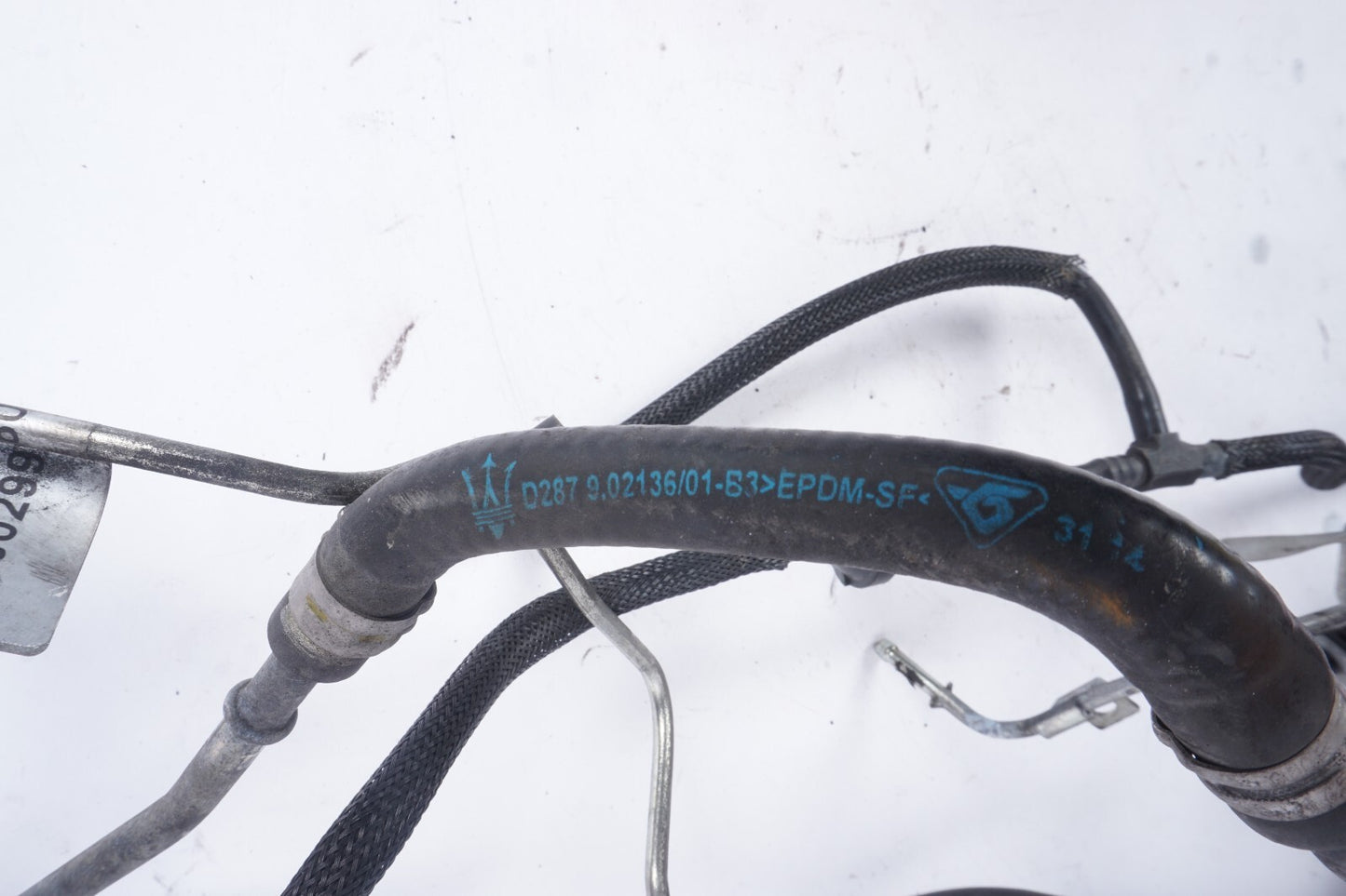 2014-2019 Maserati Ghibli 3.0L Fuel Vapor Hose Pipe Line OEM