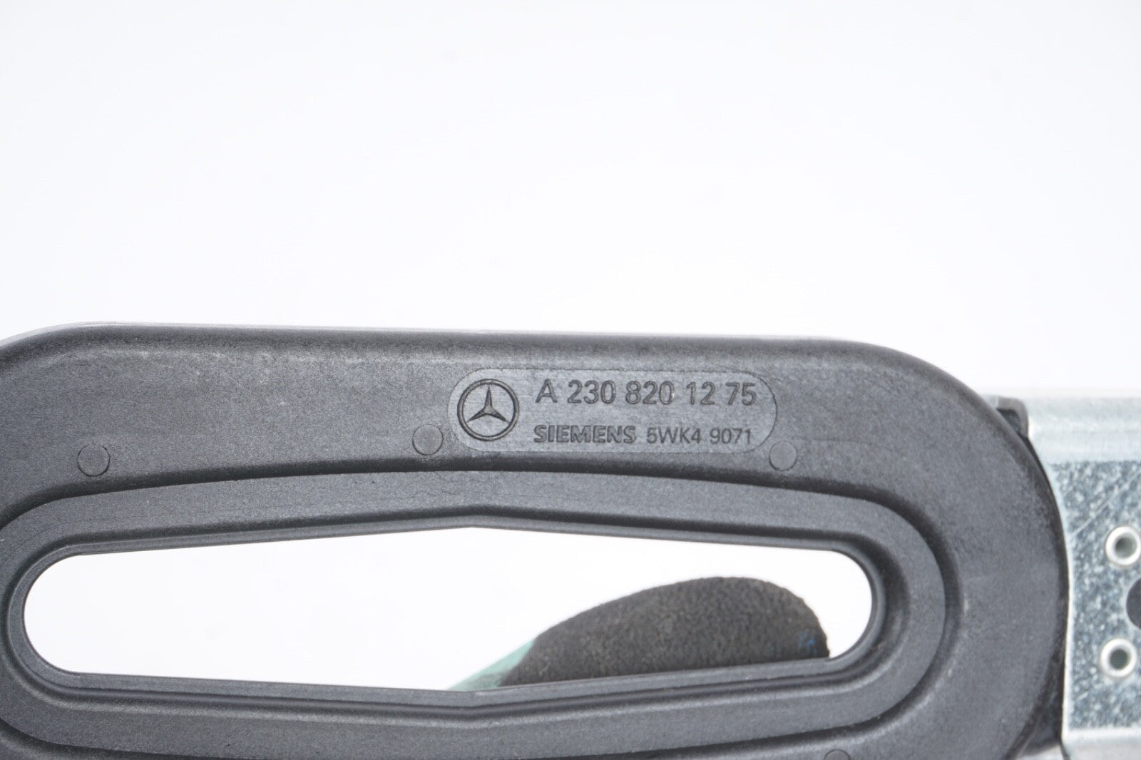 04-06 Mercedes R230 SL500 SL55 AMG Keyless Go Entry Antenna Set of 2 OEM