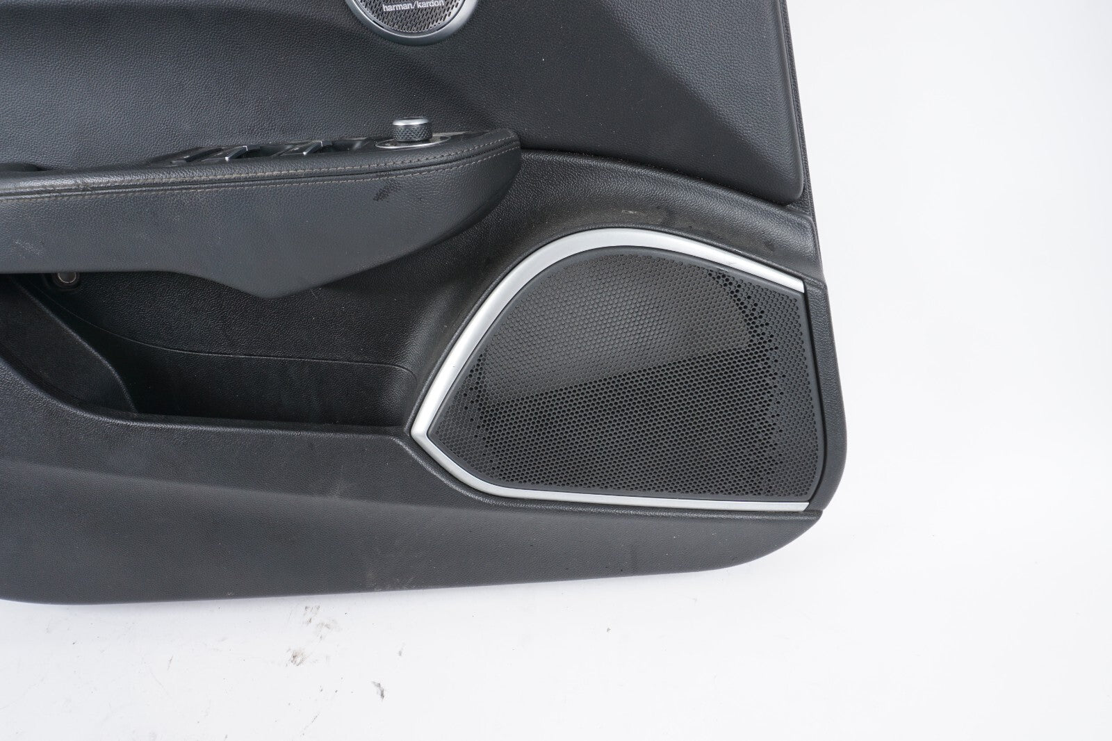 2017 - 2019 Alfa Romeo Giulia FRONT LEFT DRIVER SIDE DOOR PANEL TRIM OEM