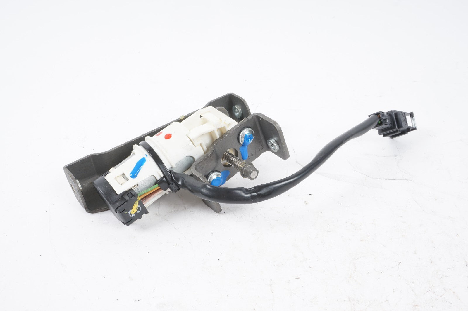 11-17 AUDI A8 A8L S8 FRONT RIGHT PASSENGER SEAT HEADREST UPPER DRIVE MOTOR  OEM