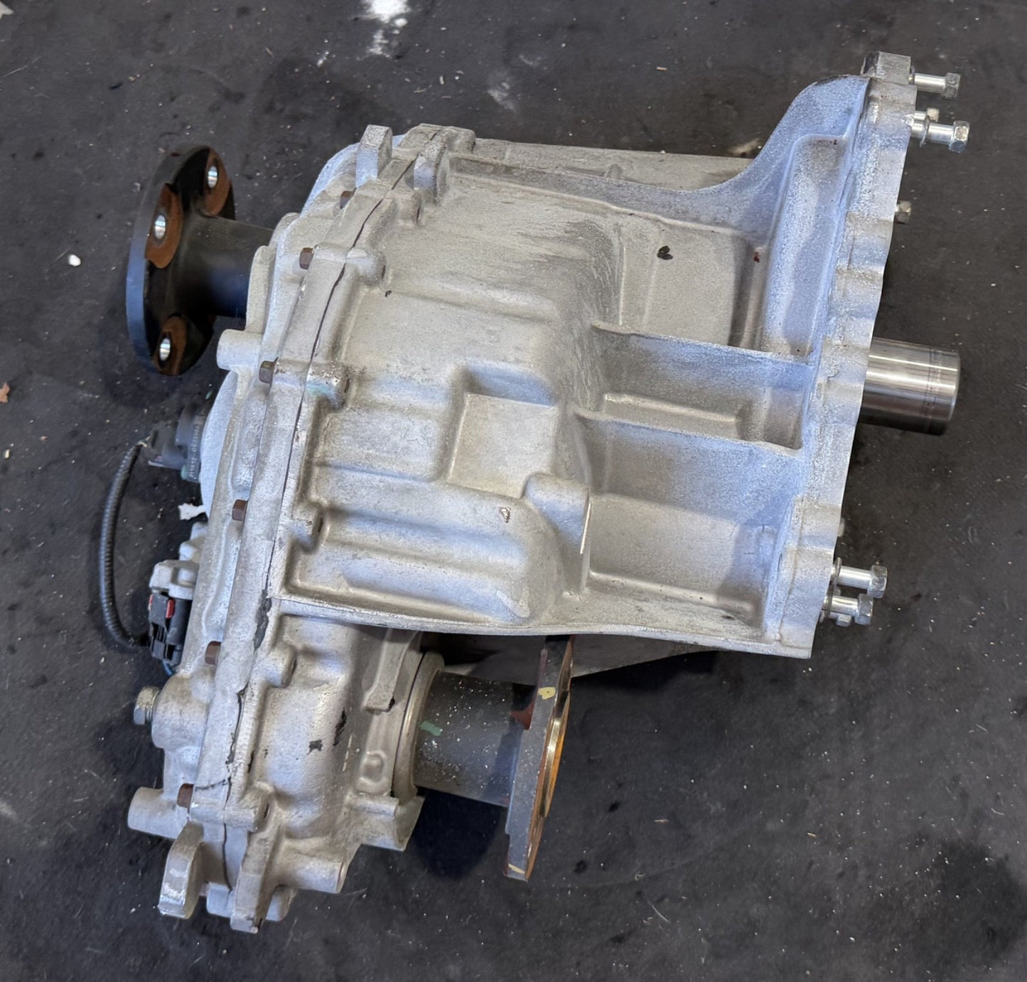 2016 - 2019 NISSAN TITAN XD Transfer Case 5.0L Diesel  9453731