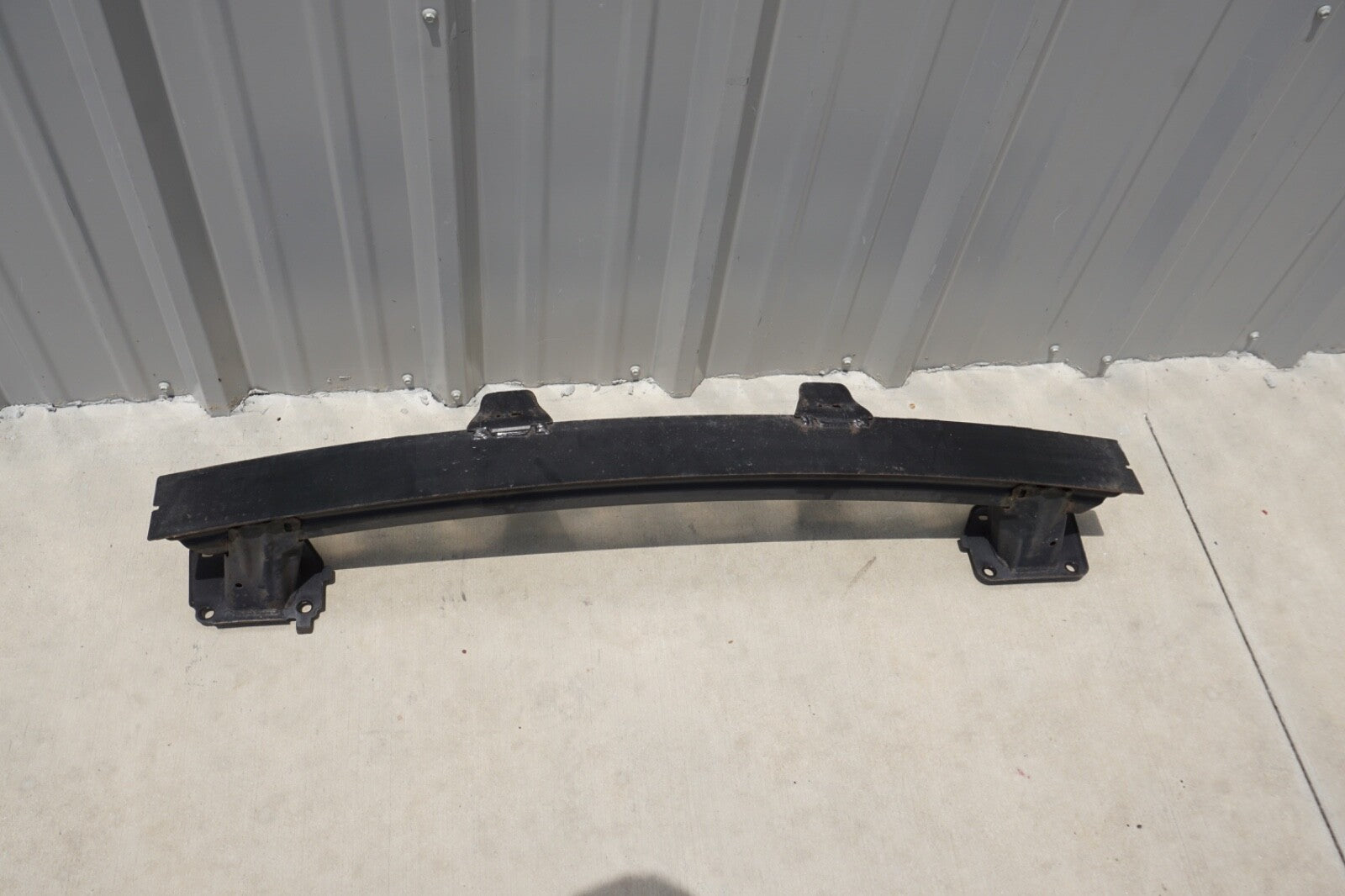 2012-2018 FORD FOCUS SE REAR BUMPER REINFORCEMENT ABSORBER IMPACT BAR OEM