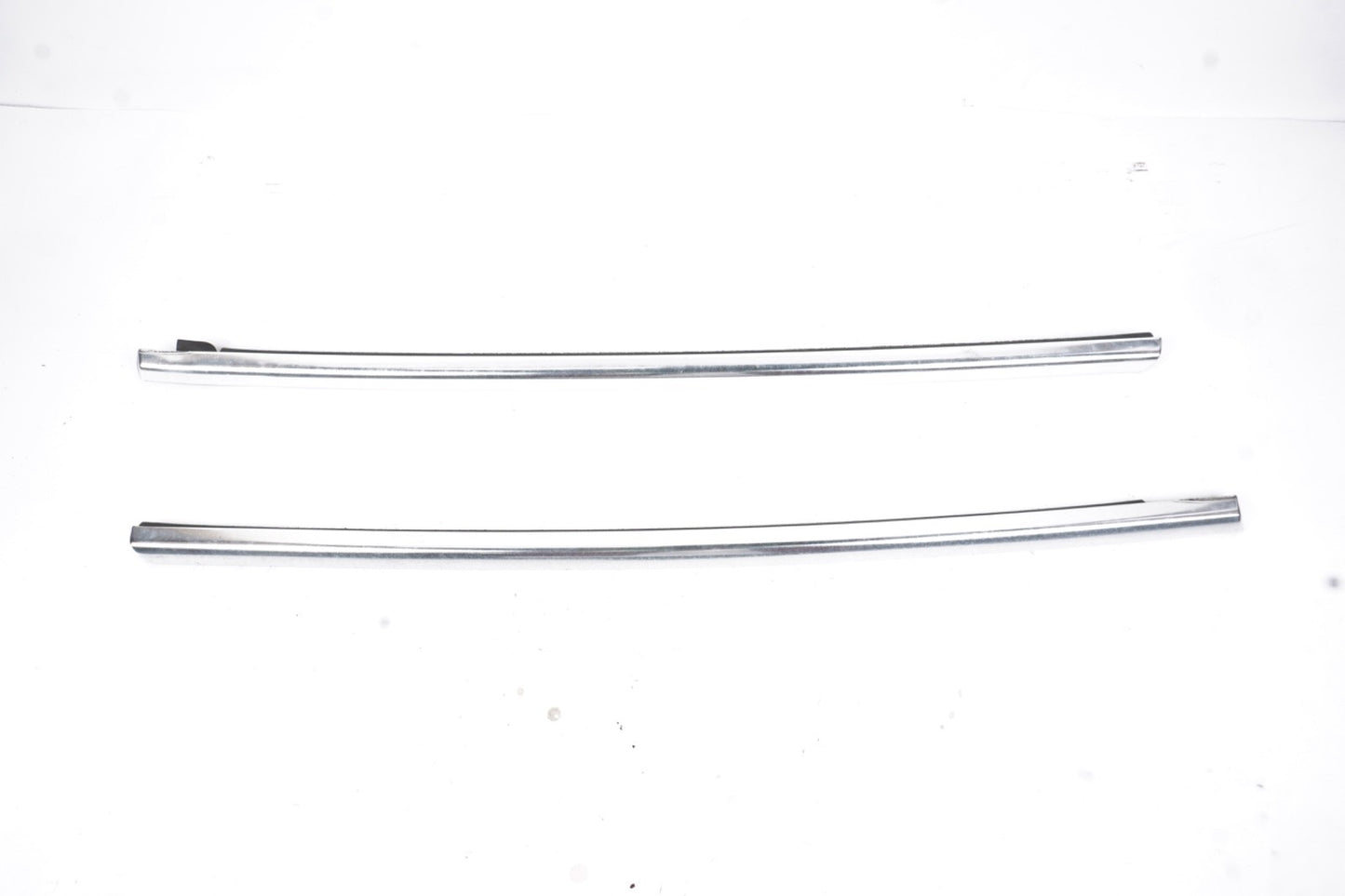 2011 - 2017 Mercedes E350 Convertible Rear Left Right Quarter Molding Chrome OEM