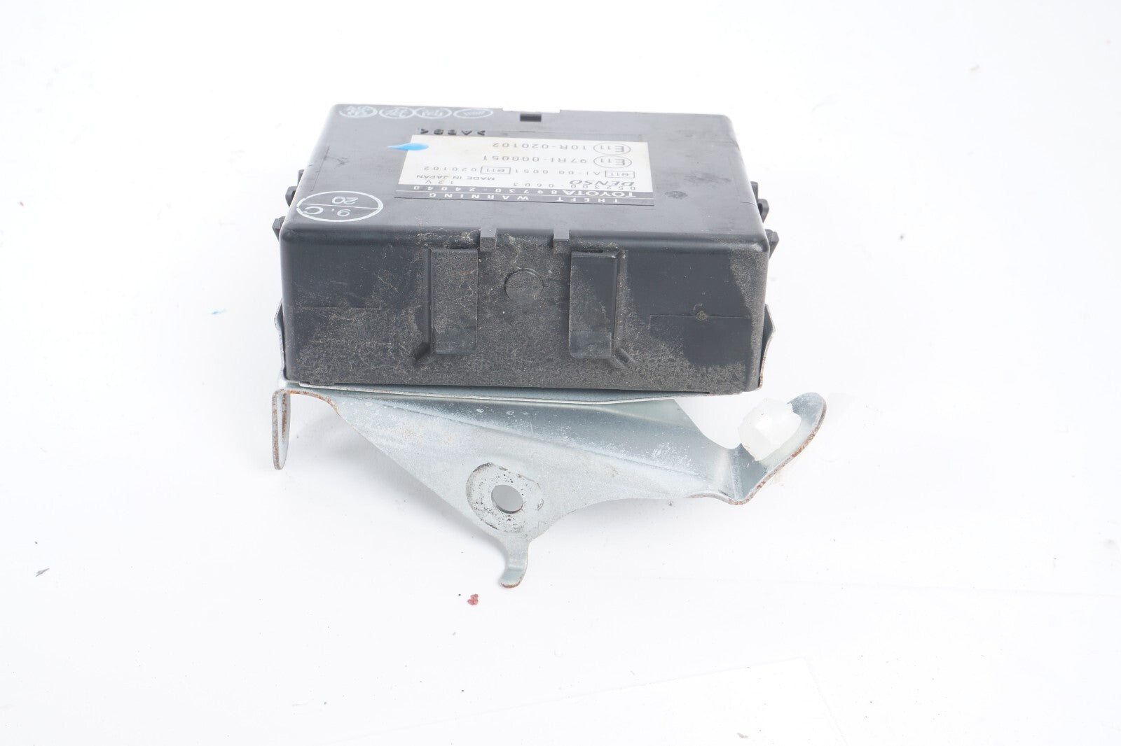 2002 - 2005 Lexus SC430 Theft Locking Control Module 89730-24040 OEM