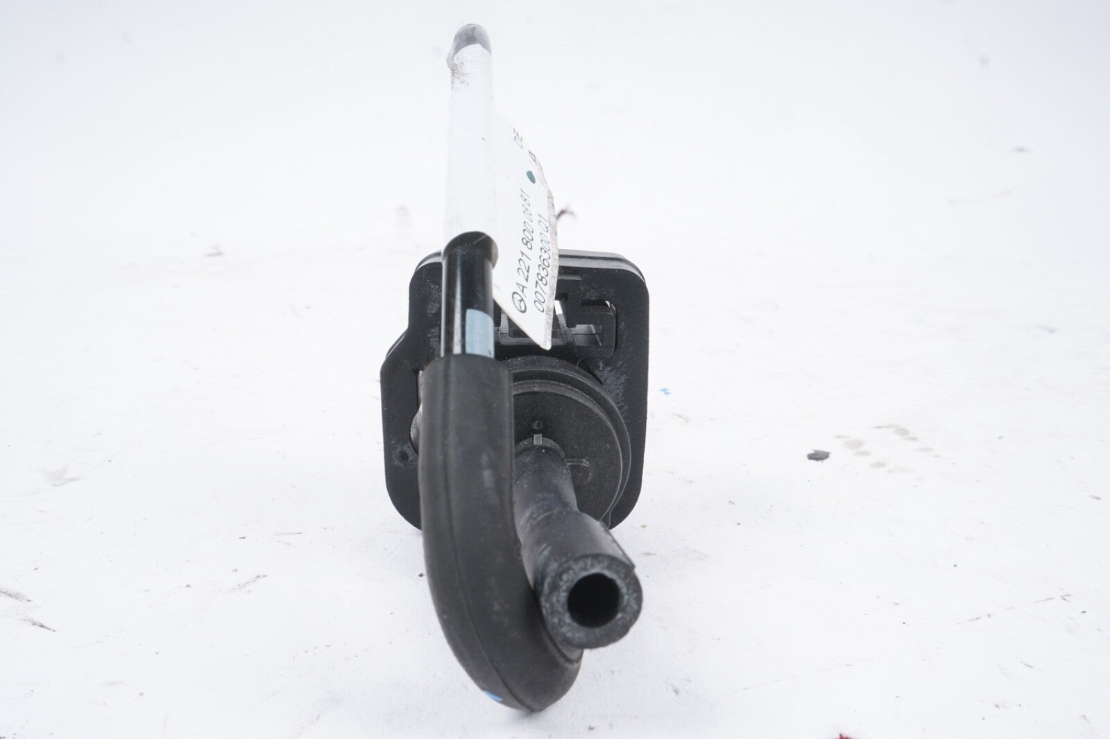 2012-2013 MERCEDES BENZ S550 W221 EGR AIR CHANGE OVER VALVE SOLENOID OEM