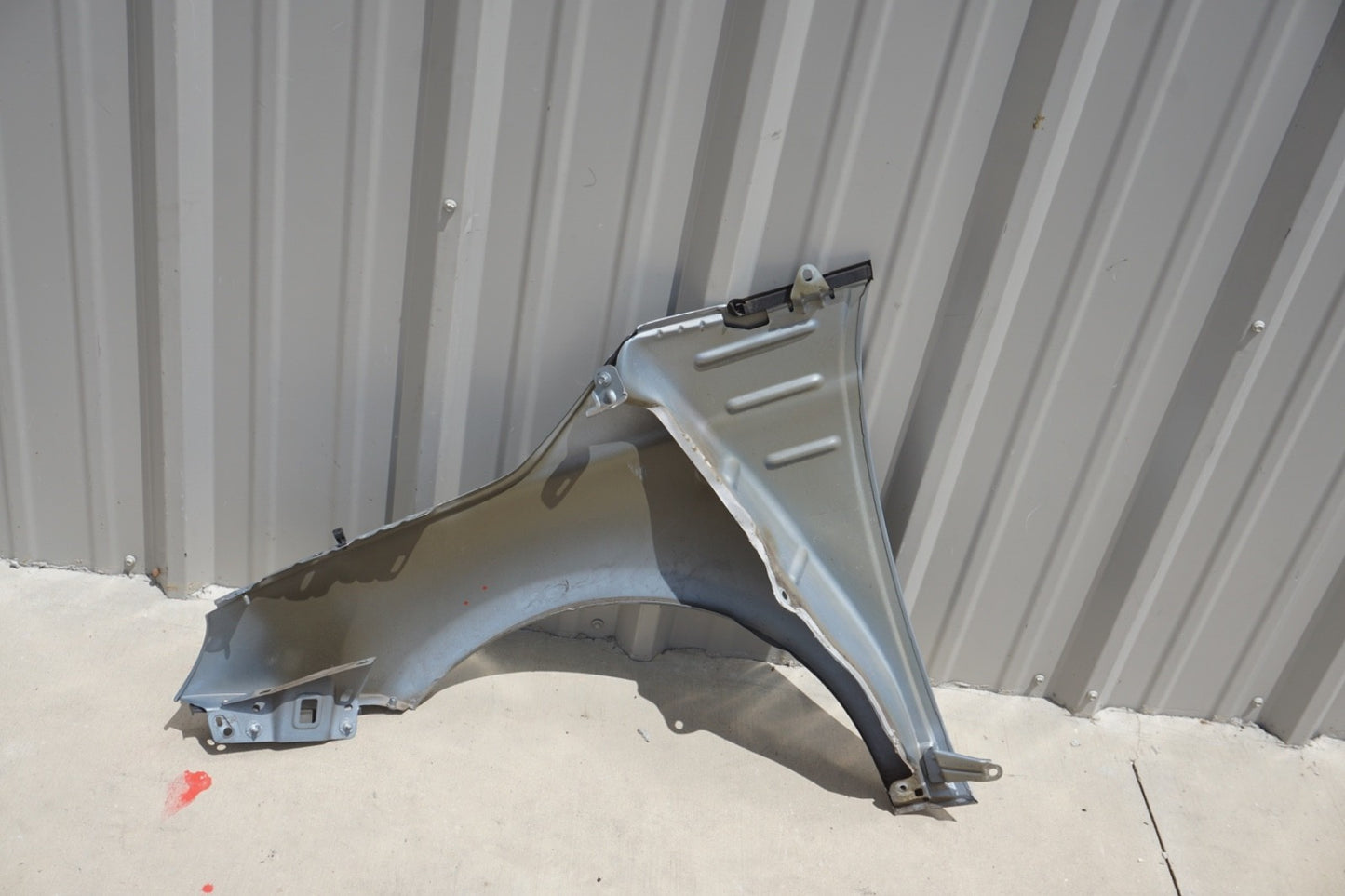 2012-2015 Fiat 500E Front Right Passenger Side Fender Cover Assembly 68070508AA
