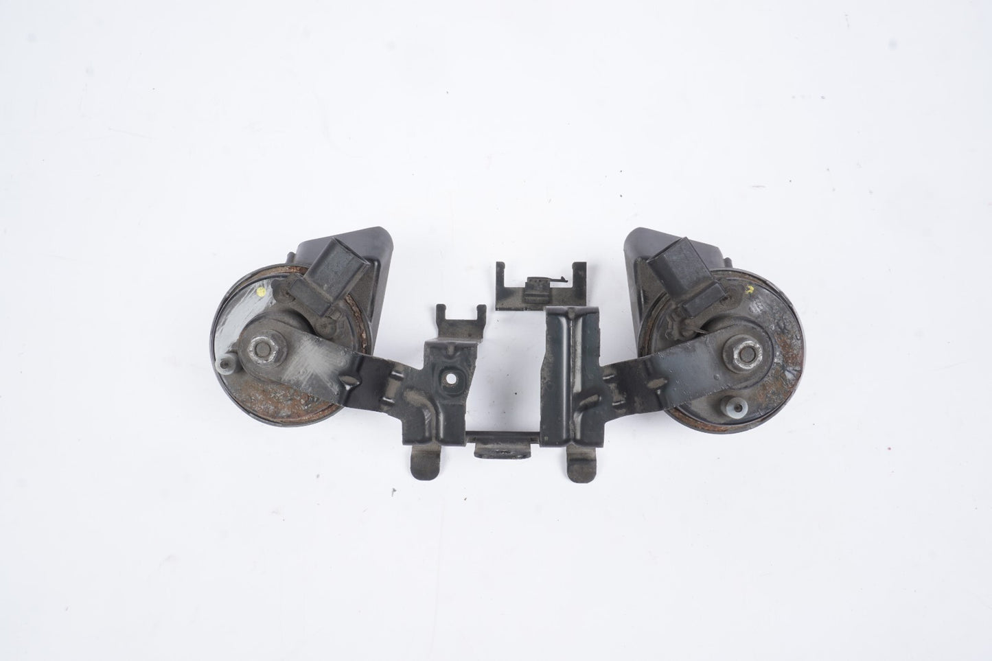 2011 -2018 Audi A8L A8 Horn Signal High & Low OEM