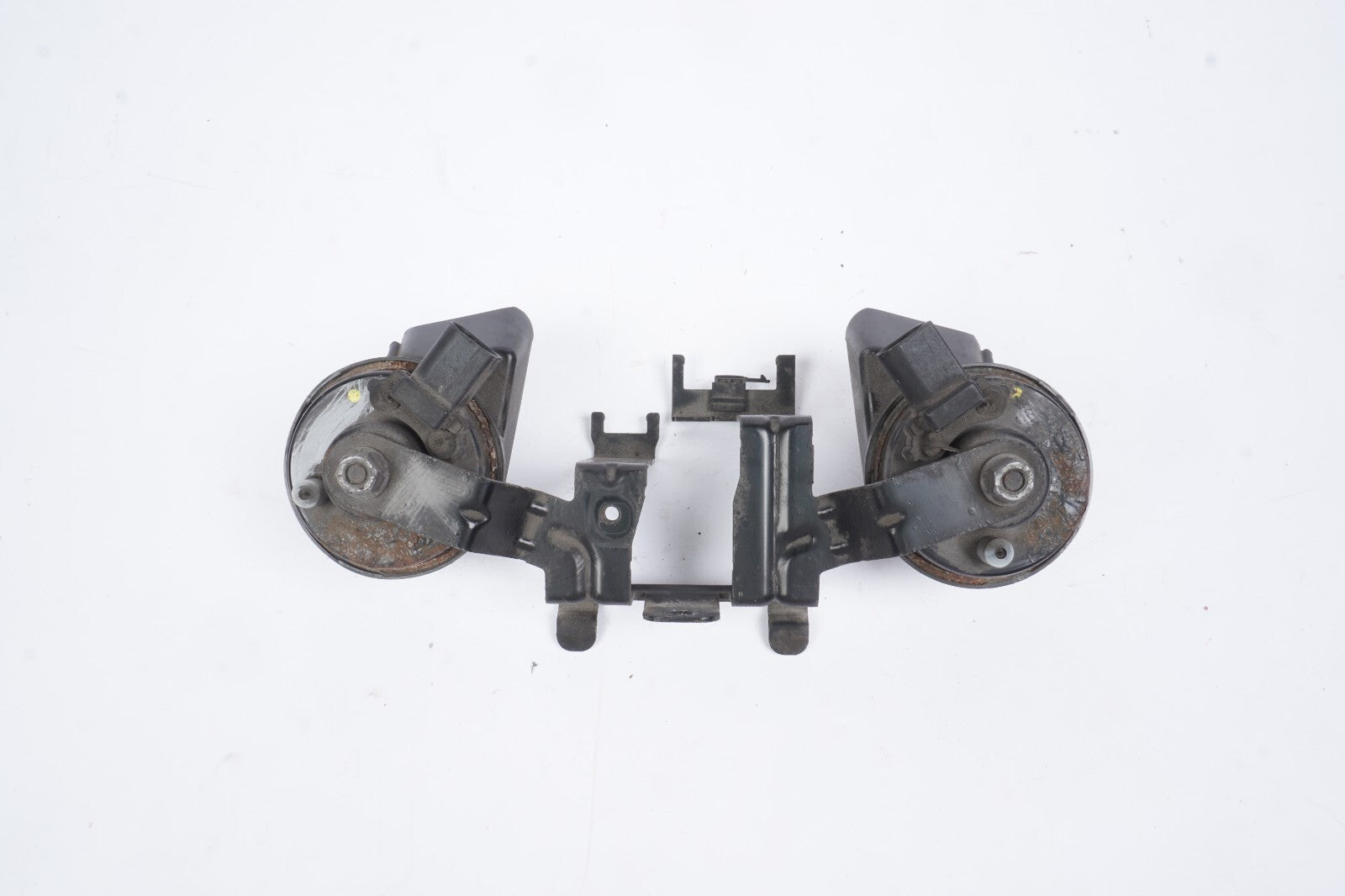 2011 -2018 Audi A8L A8 Horn Signal High & Low OEM