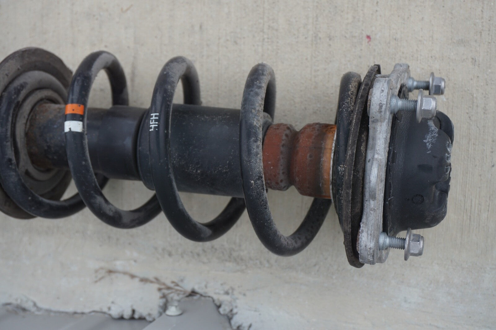 2012 - 2018 AUDI A7 QUATTRO FRONT LEFT DRIVER SIDE SHOCK STRUT ABSORBER OEM