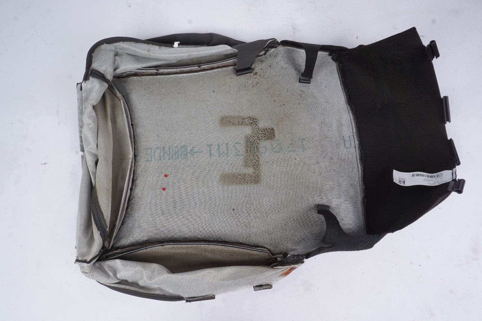 14 - 17 Fiat 500L Front Right Passenger Side Seat Cushion Bottom Lower Cover OEM