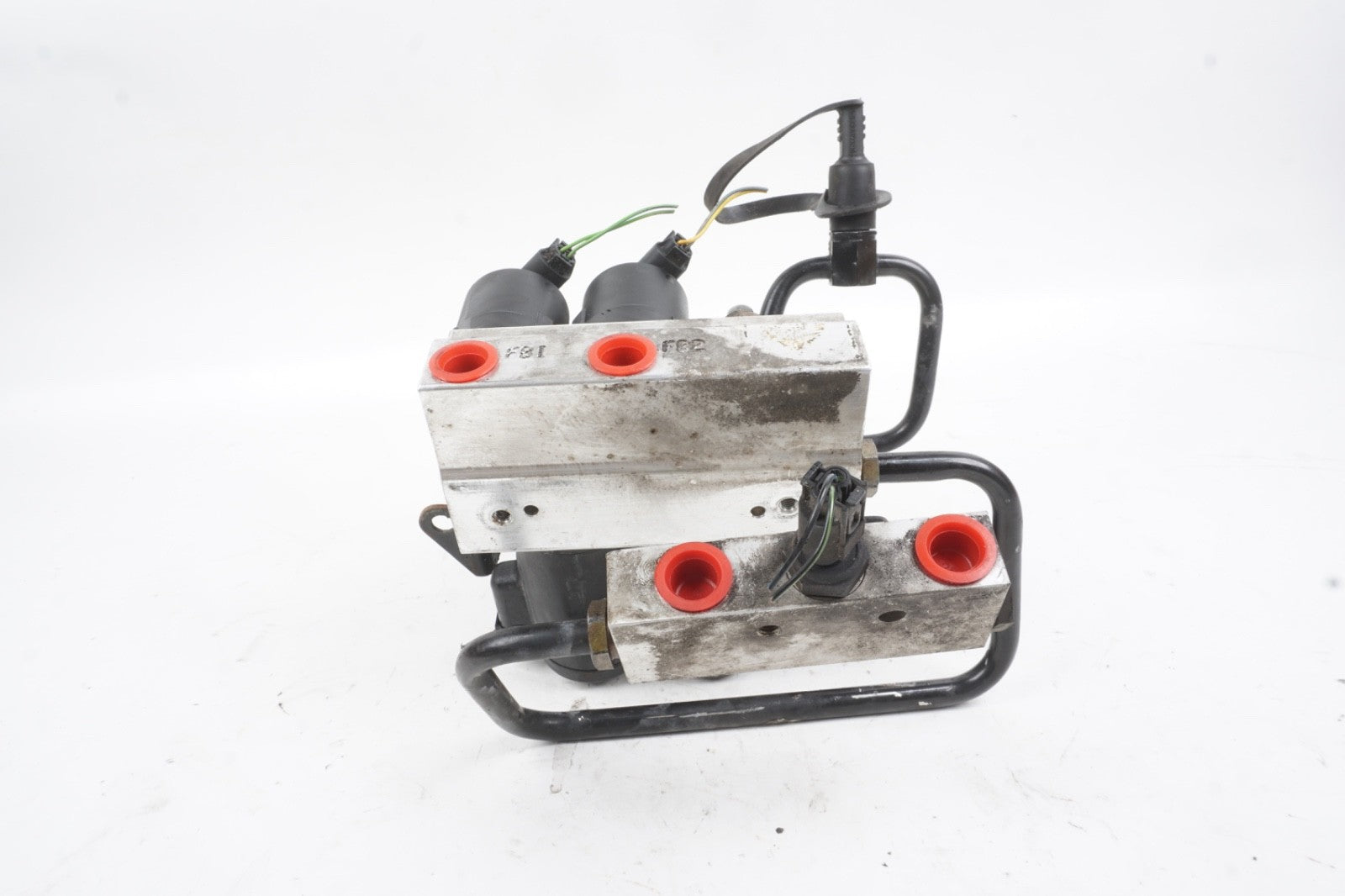 03-06 MERCEDES R230 SL500 FRONT ABC HYDRAULIC SUSPENSION VALVE BLOCK PUMP OEM