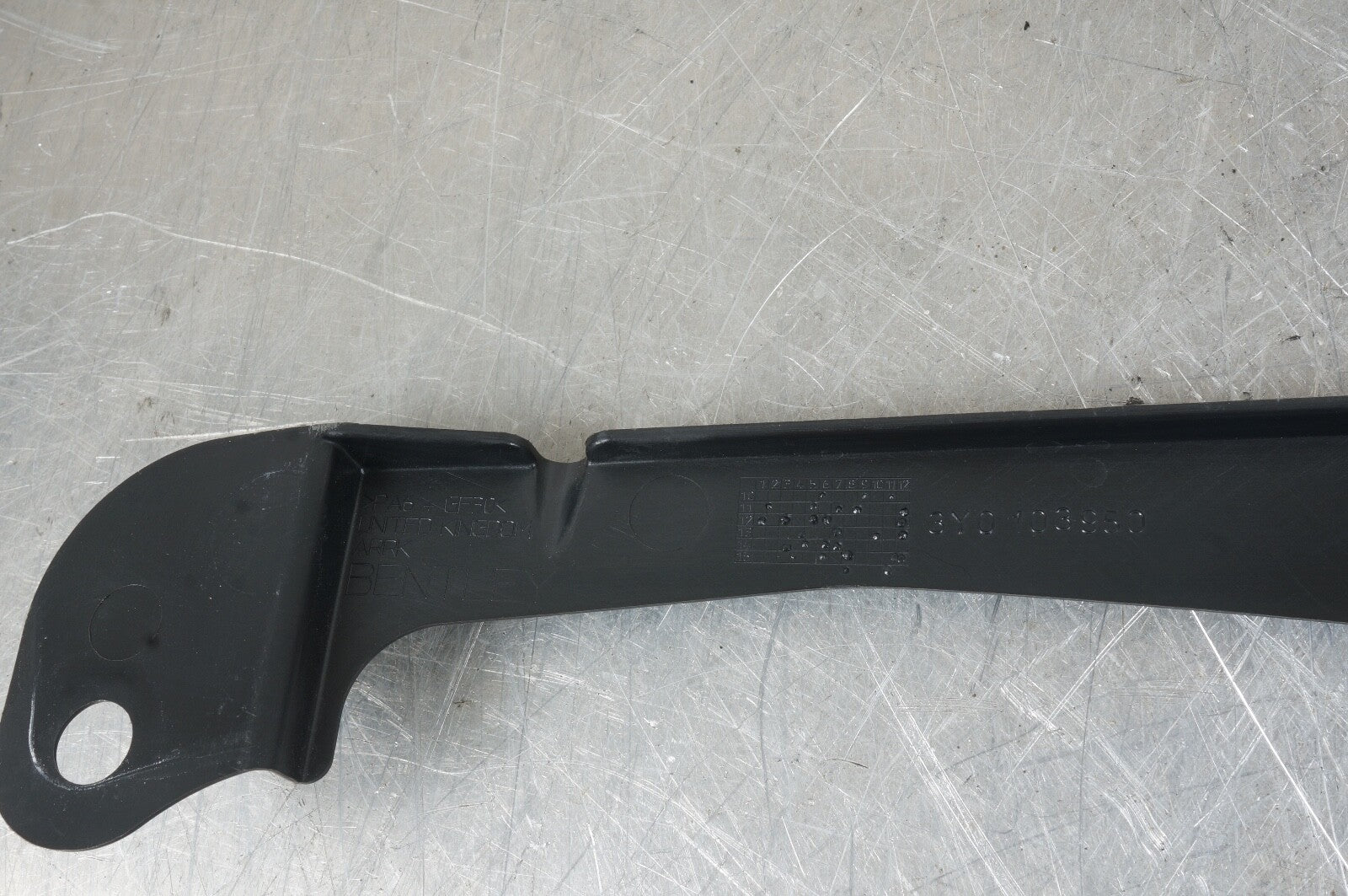 2010 - 2020 Bentley Mulsanne Engine Compartment Cover Panel Bracket Mount