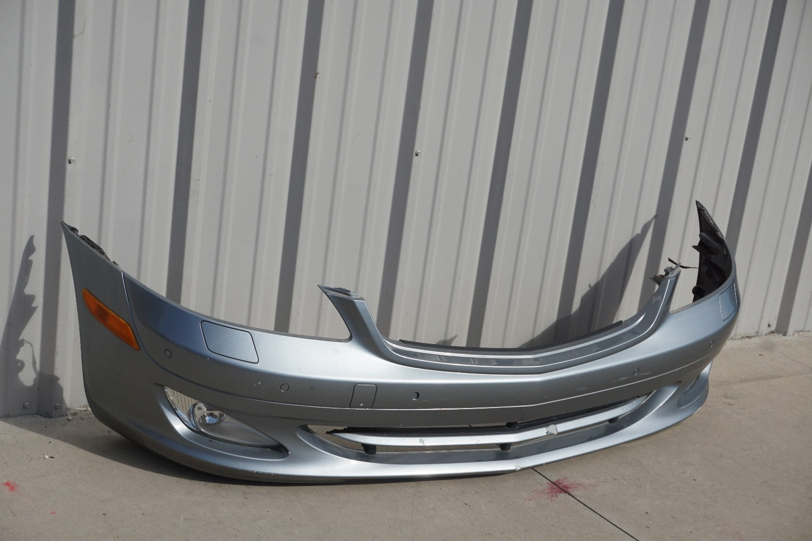 2007-2009 Mercedes W221 S550 S600 S450 Base Front Bumper Cover Assembly OEM