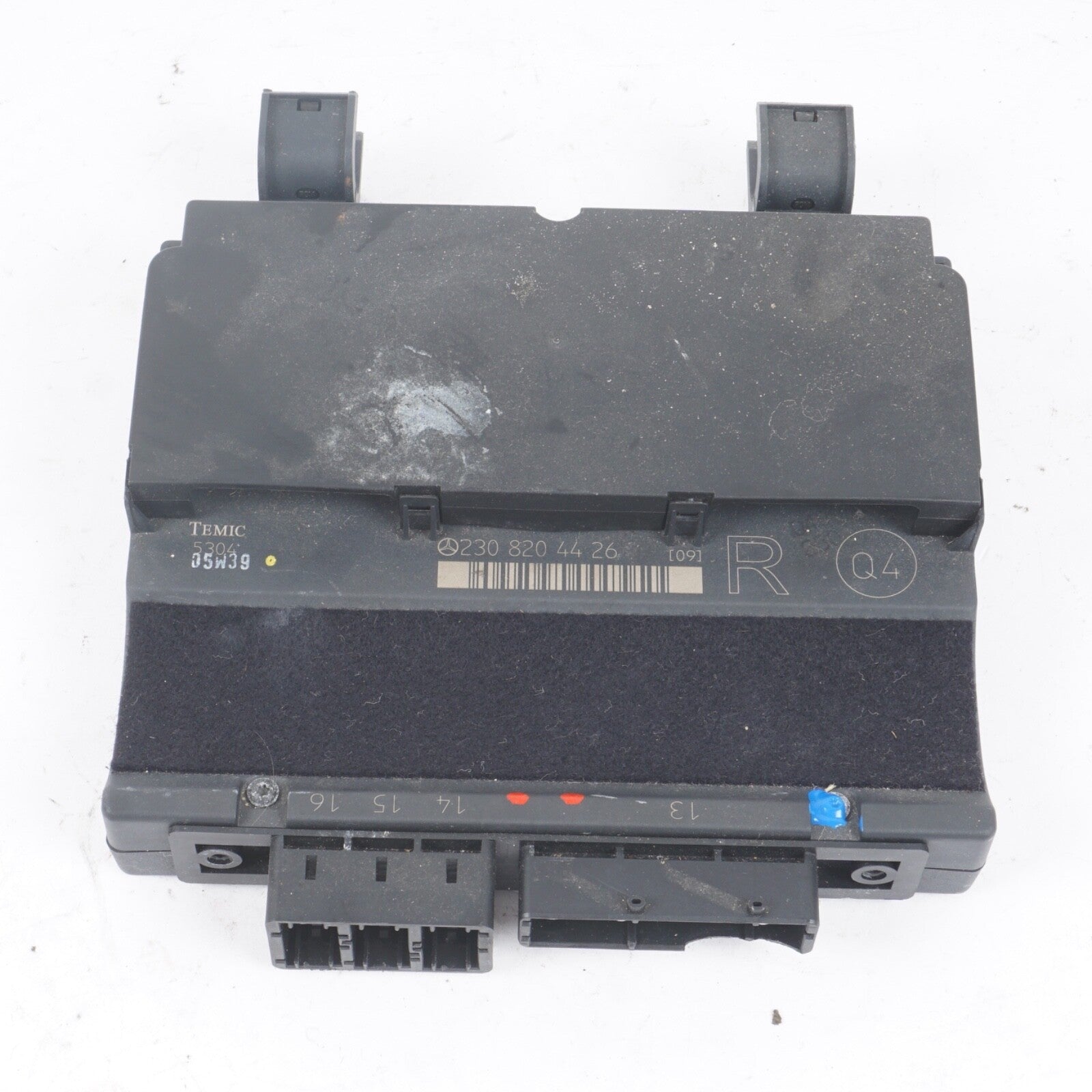2003 - 2008 Mercedes R230 SL500 Front Right Side Under Control Module 2308204426