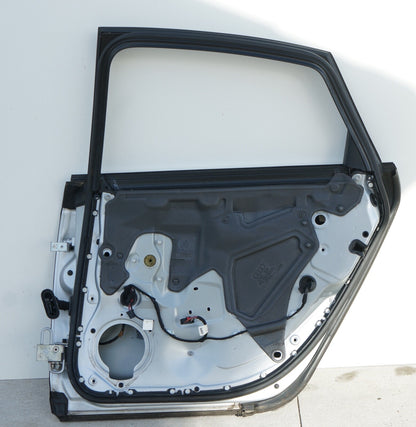 2005 - 2011 AUDI A6 RIGHT REAR DOOR SHELL SILVER