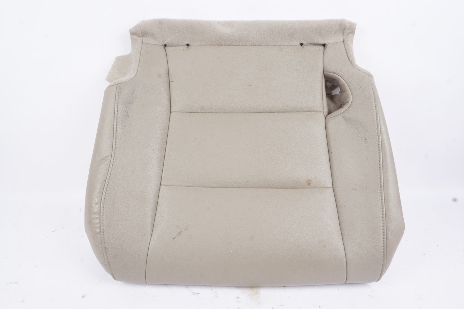 2014 - 2017 HONDA ODYSSEY REAR RIGHT PASSENGER SEAT LOWER CUSHION BUTTOM