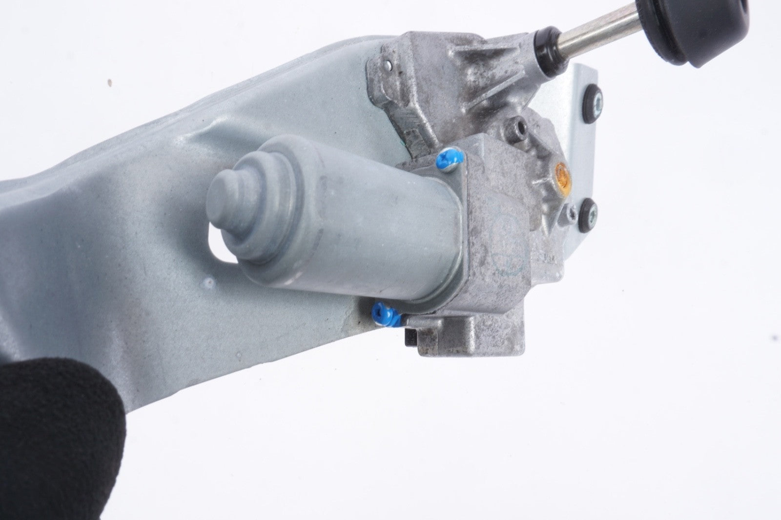2018 - 2023 BMW X2 F39 REAR LIFTGATE BACK WINDOW GLASS WIPER MOTOR OEM 7356220