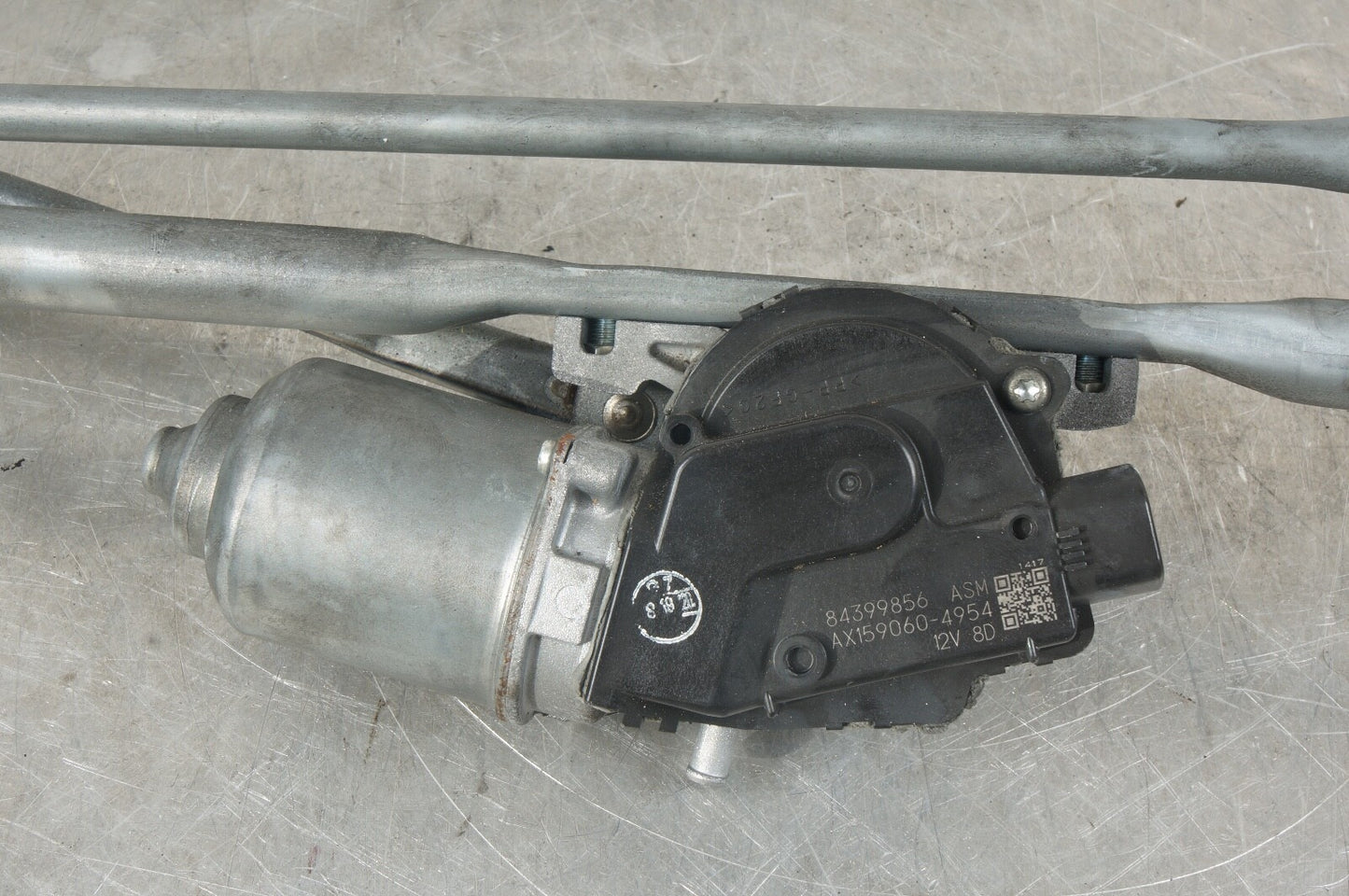 2020 - 2023 Cadillac CT4 Windshield Wiper Motor 84399856 OEM